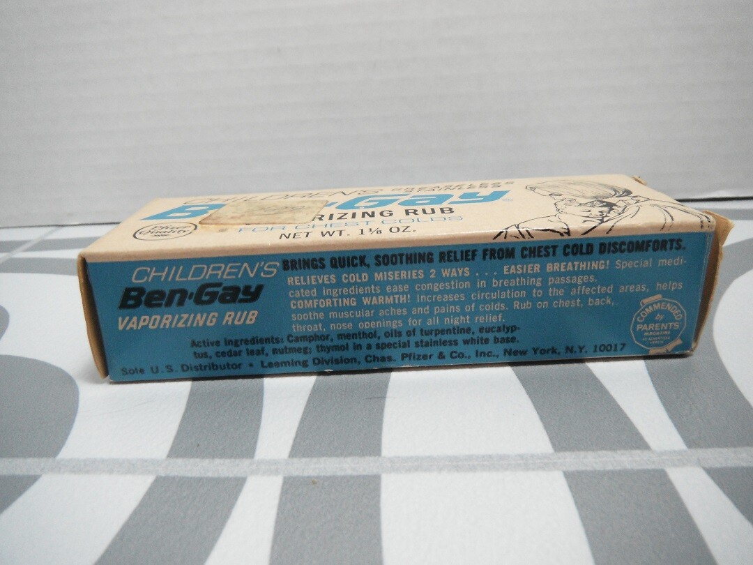 Vintage 1966 Children’s BEN-GAY VAPORIZING RUB in box Pfizer metal tube NOS 60s