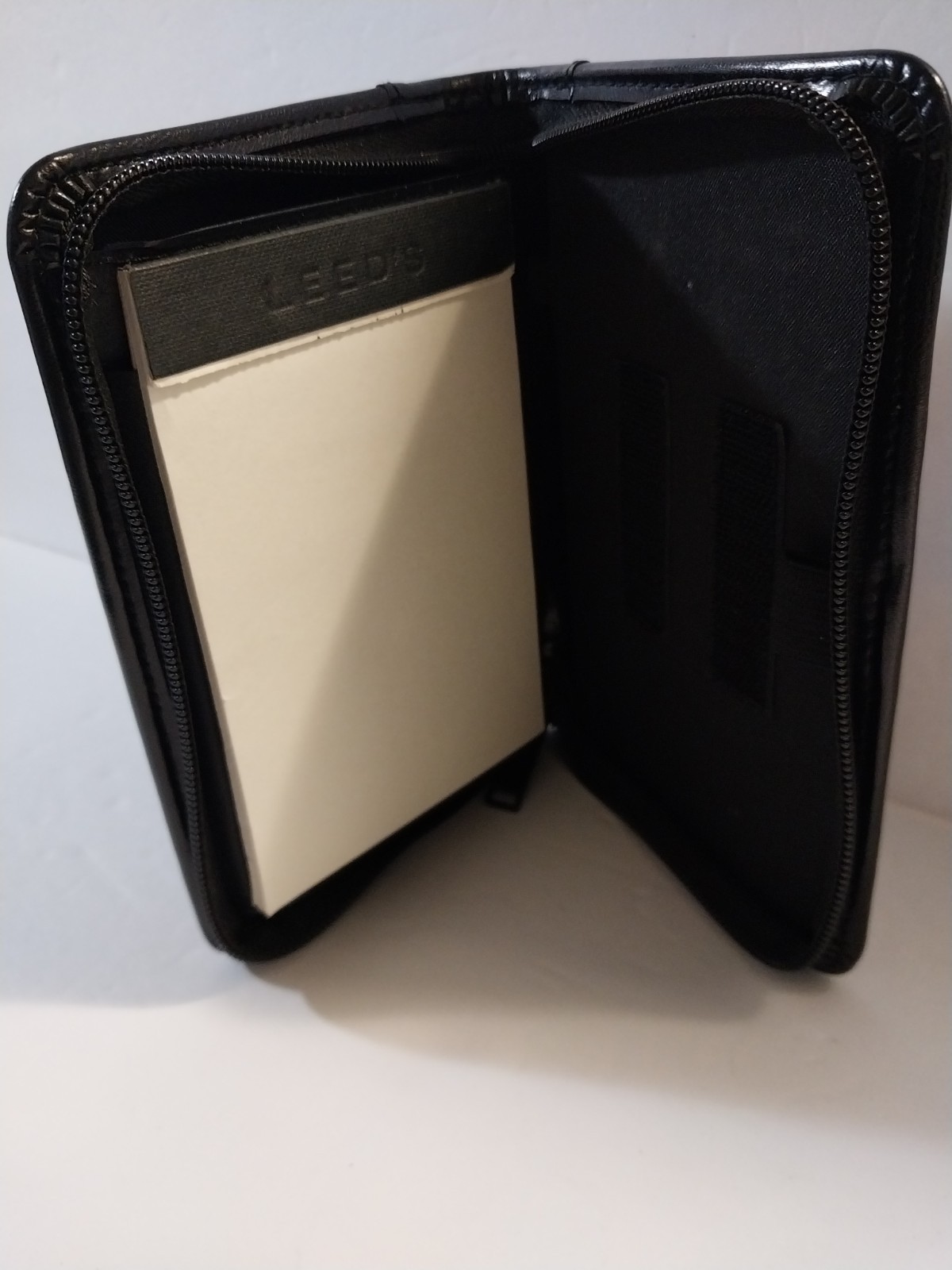 Levaquin Pharmaceutical Advertising Zippered Organizer Business Card Portfolio