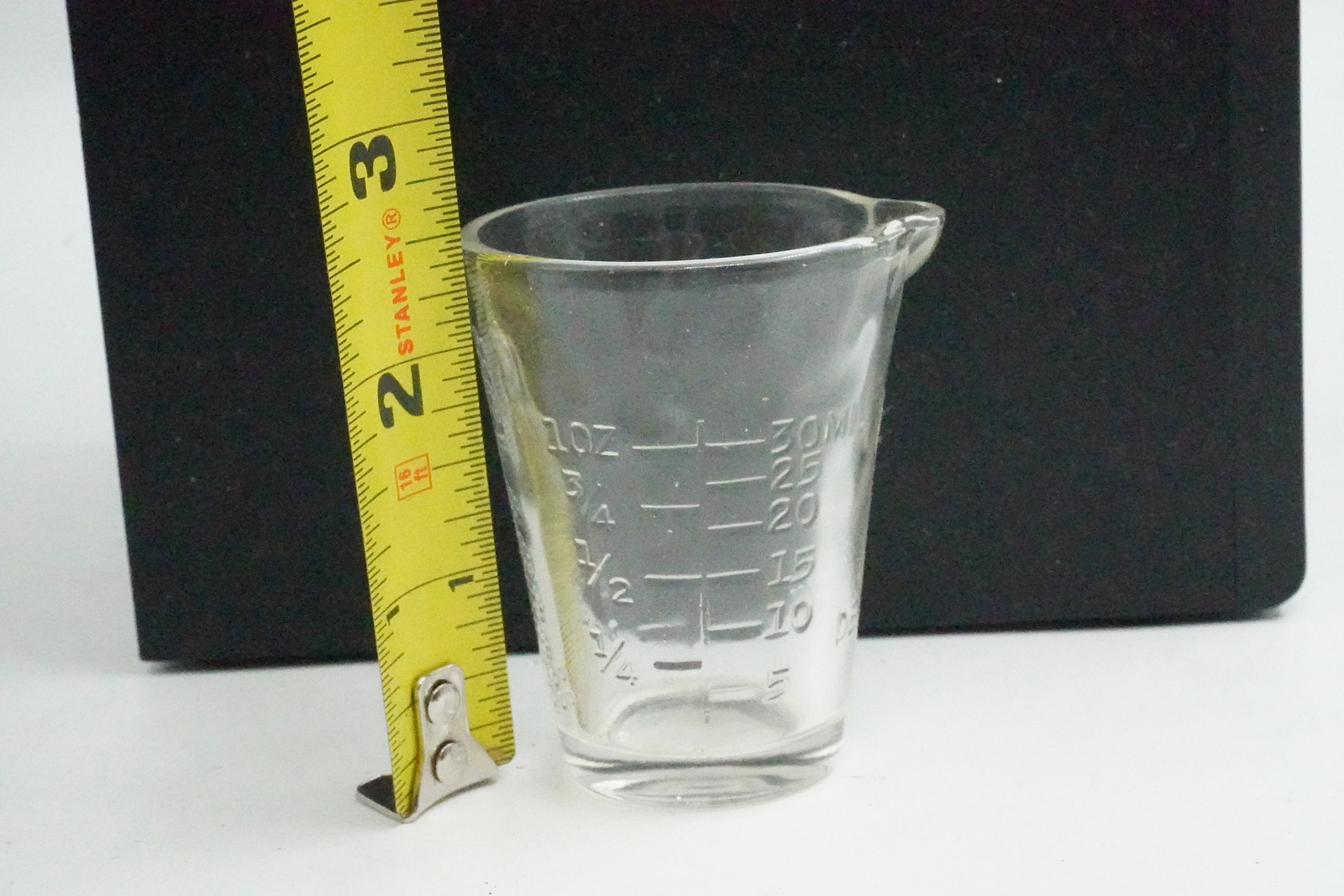 Apothecary Glasco Dose Measurement Glass Cup w/ Spout