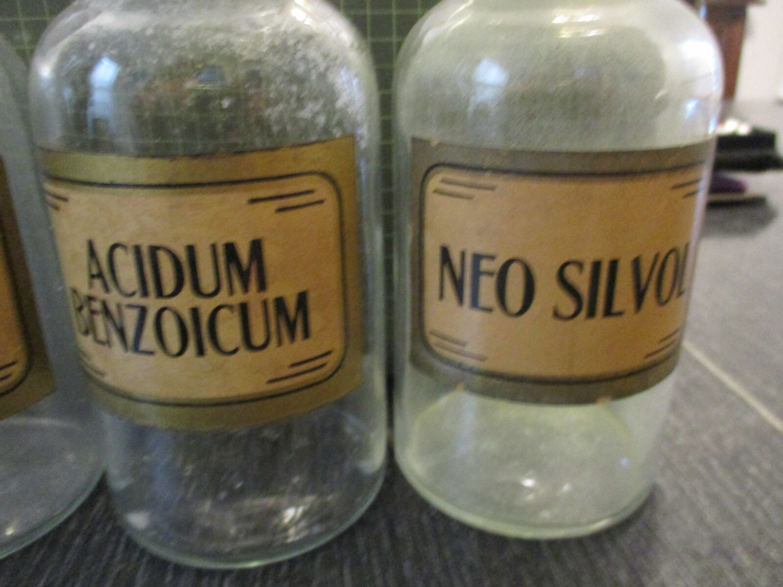 7 Antique Apothecary Jar Drug Store Medicine Chemistry Stopper Bottles Label TCW