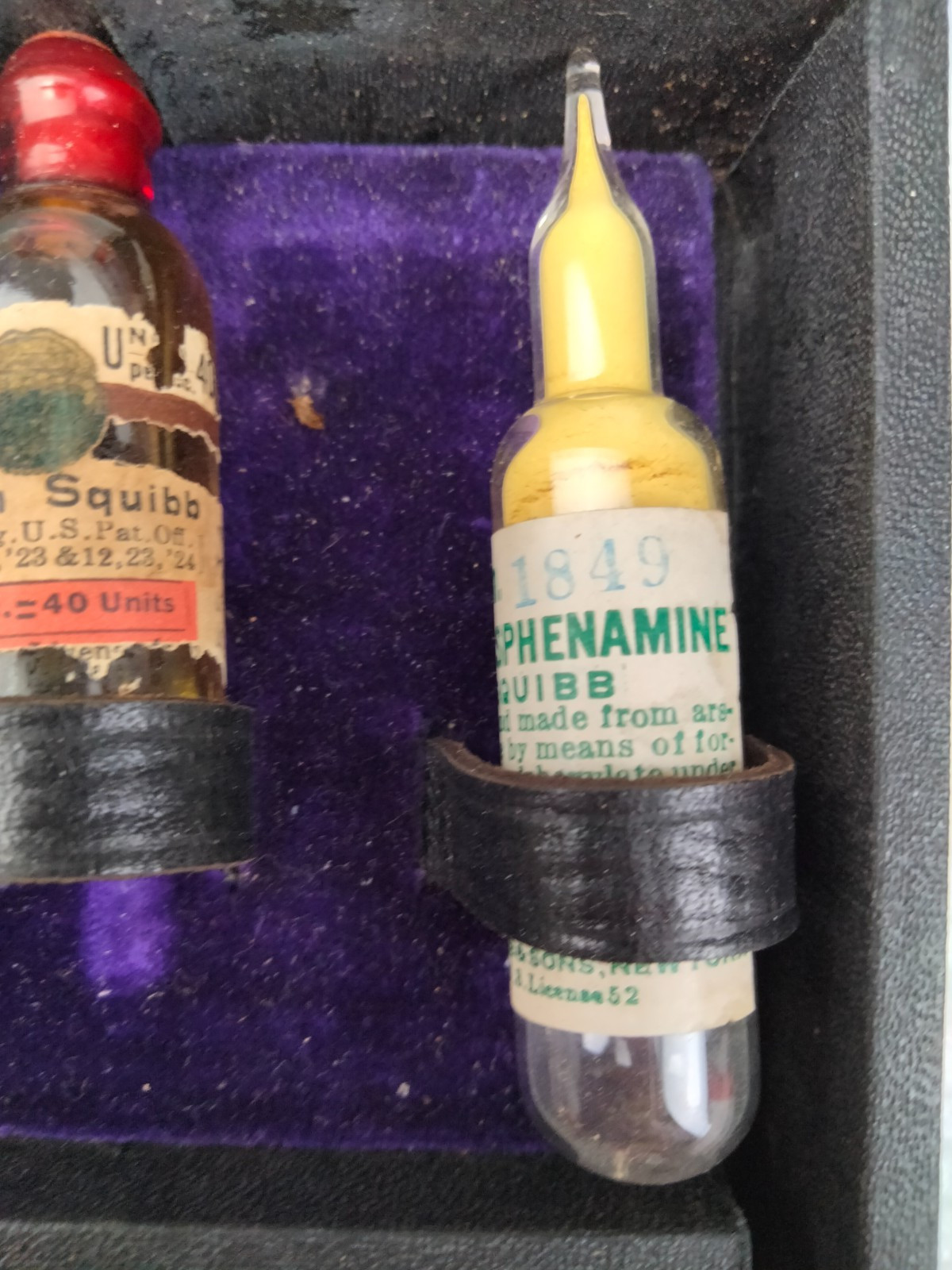 Squibb Pharmaceutical Representative Velvet Lined Sales Kit Early 20th Century