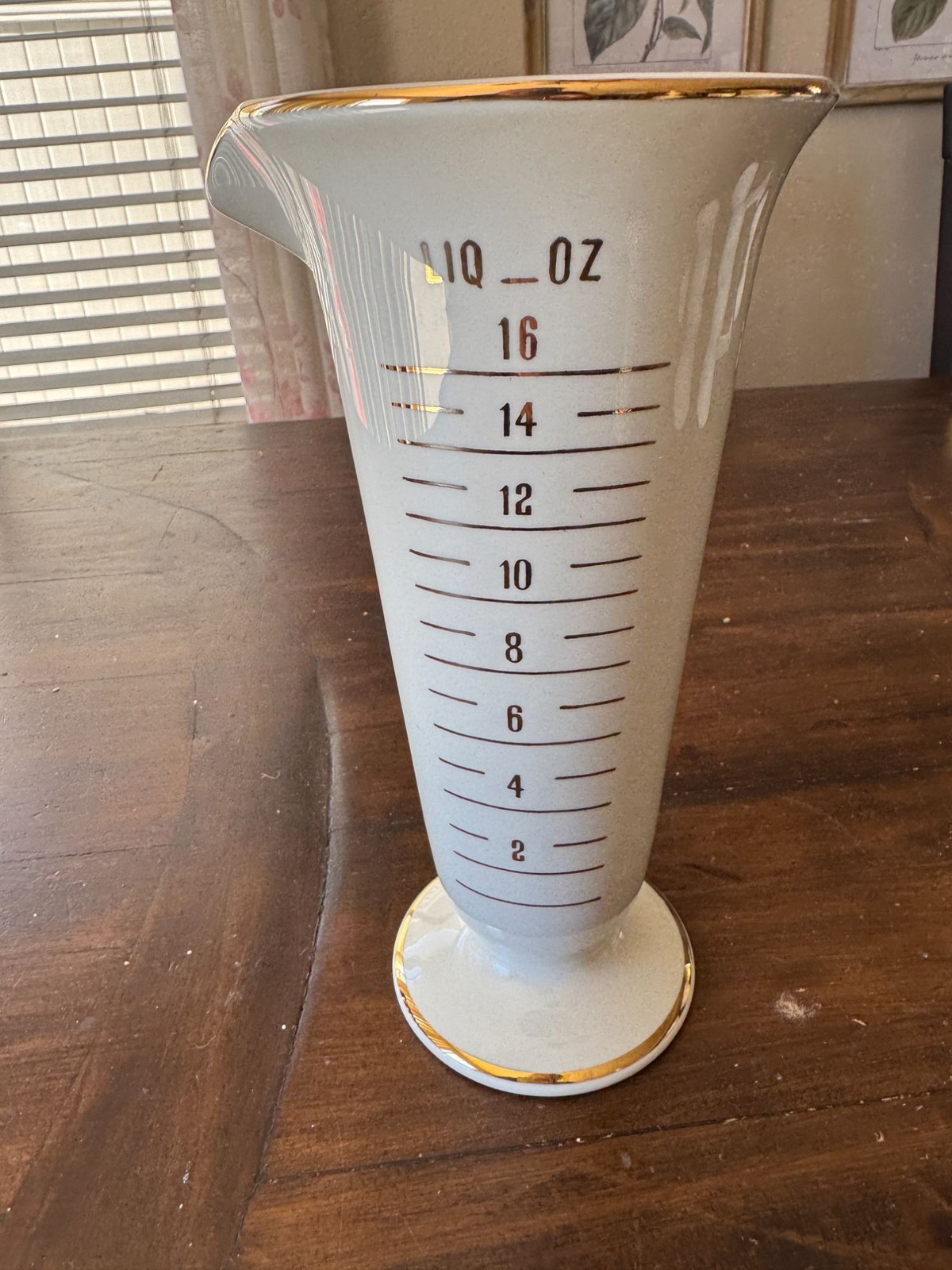Owen Illinois Vintage Pharmacy Measuring Beaker Porcelain with Gold Trim 16 Oz