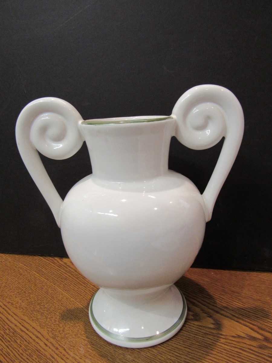 RARE WESTERN GERMANY AH HANDGEMALT “SIRUP” WHITE WITH FLOWERS CERAMI (EZS001268)