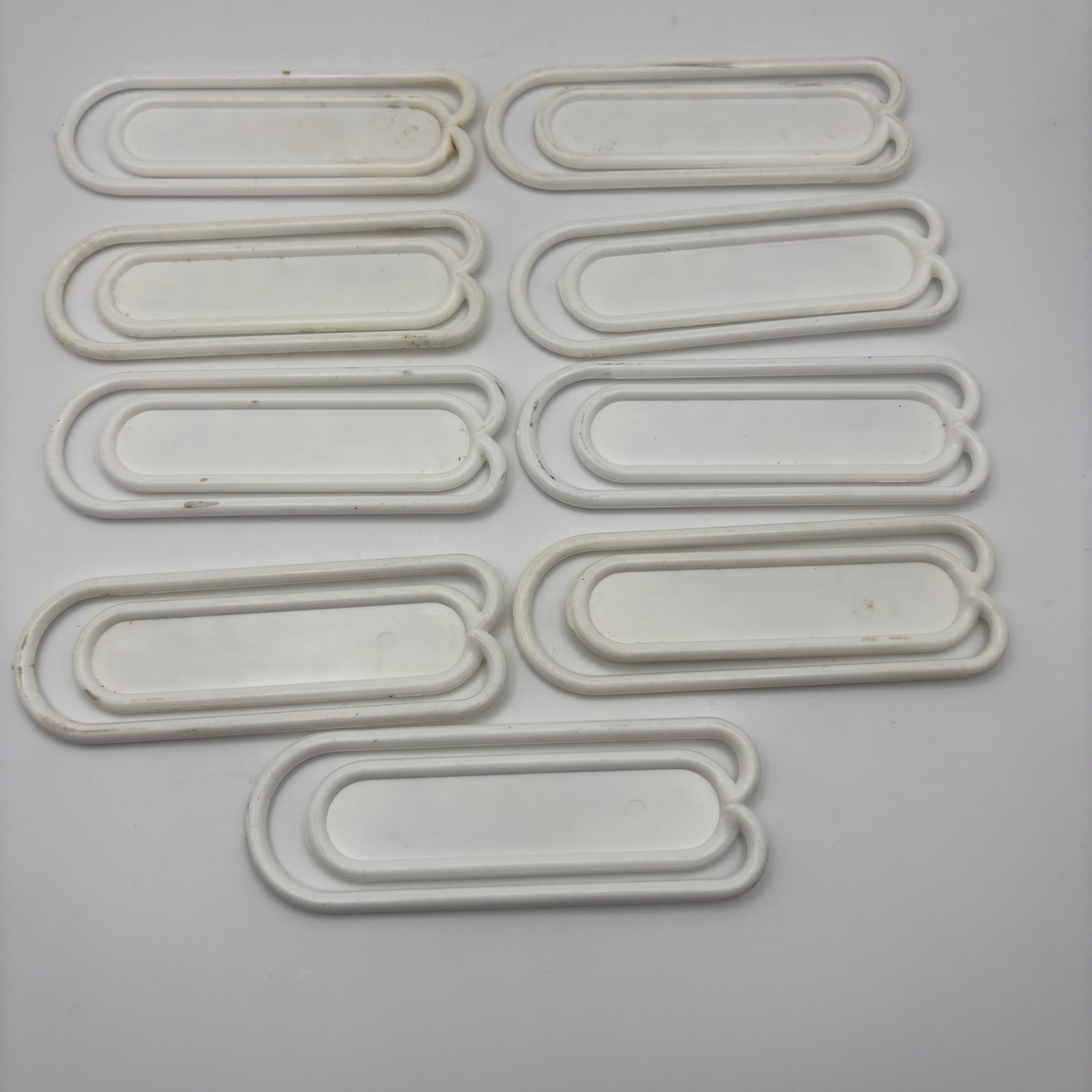 IMDUR Drug Rep Paperclip Promo White Plastic Lot of 9x – 3” Long