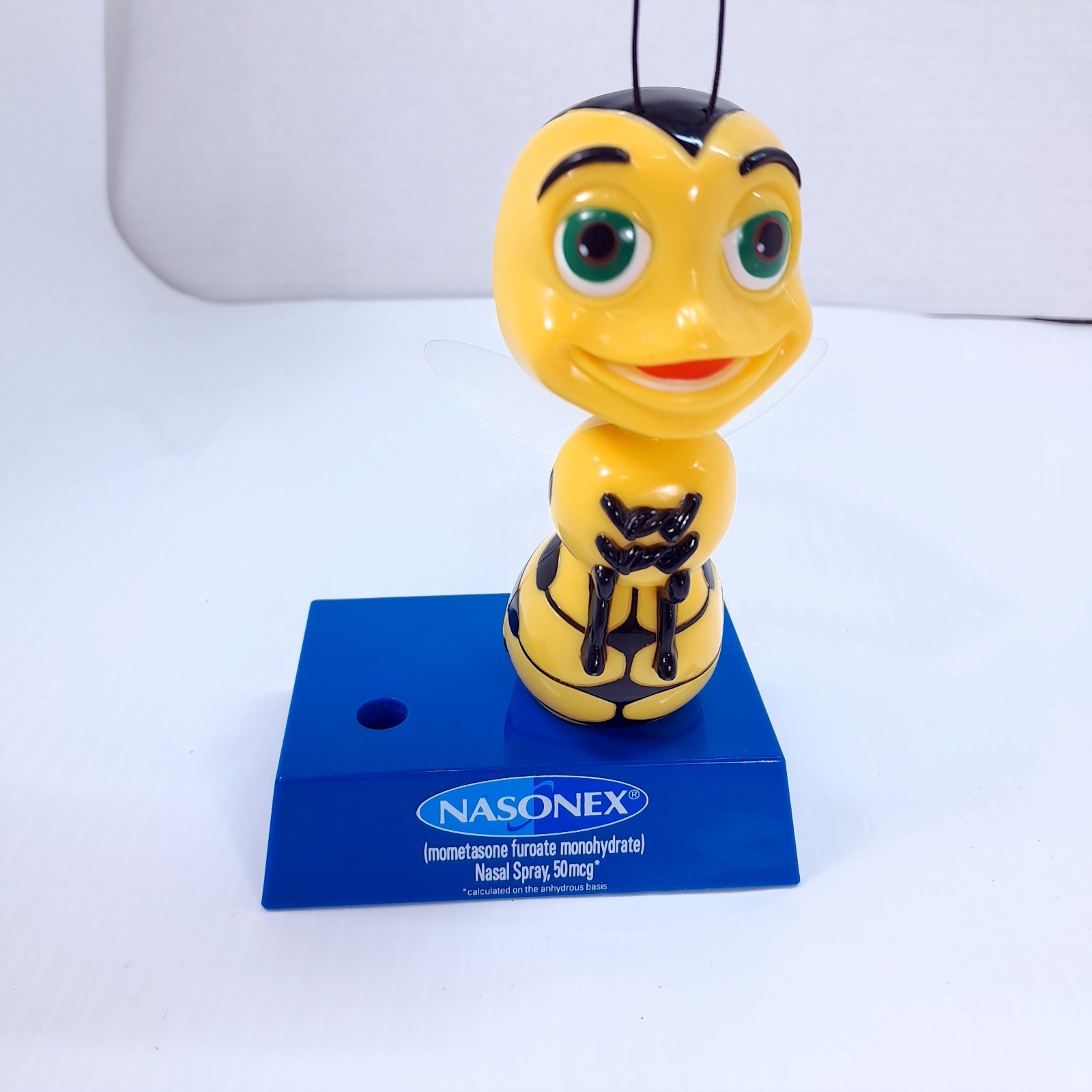 NASONEX Bobblehead Pen Holder Plastic Nasal Spray Drug Rep promo Bee bobble head