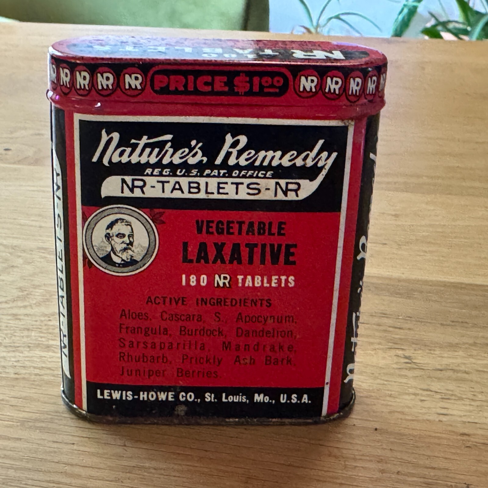 Vintage Nature’s Remedy NR-Tablets Metal Box with Lid, Pharmacy Tin, Circa 1930