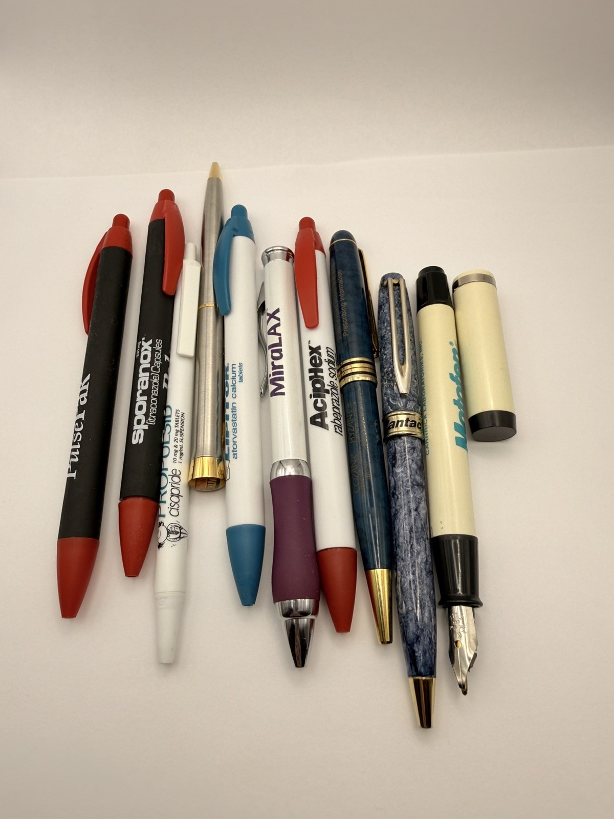 Pharmaceutical Drug Rep Pens Lot Of 10 big pharma *needs ink refills* read*