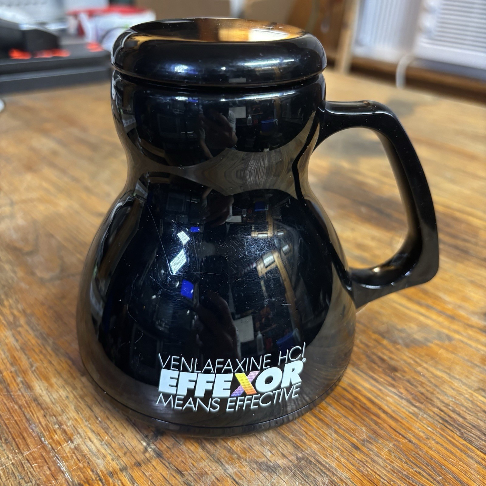 Effexor Black Plastic Travel Mug Drug Rep Pharma Promo Advertising No Spill Cup