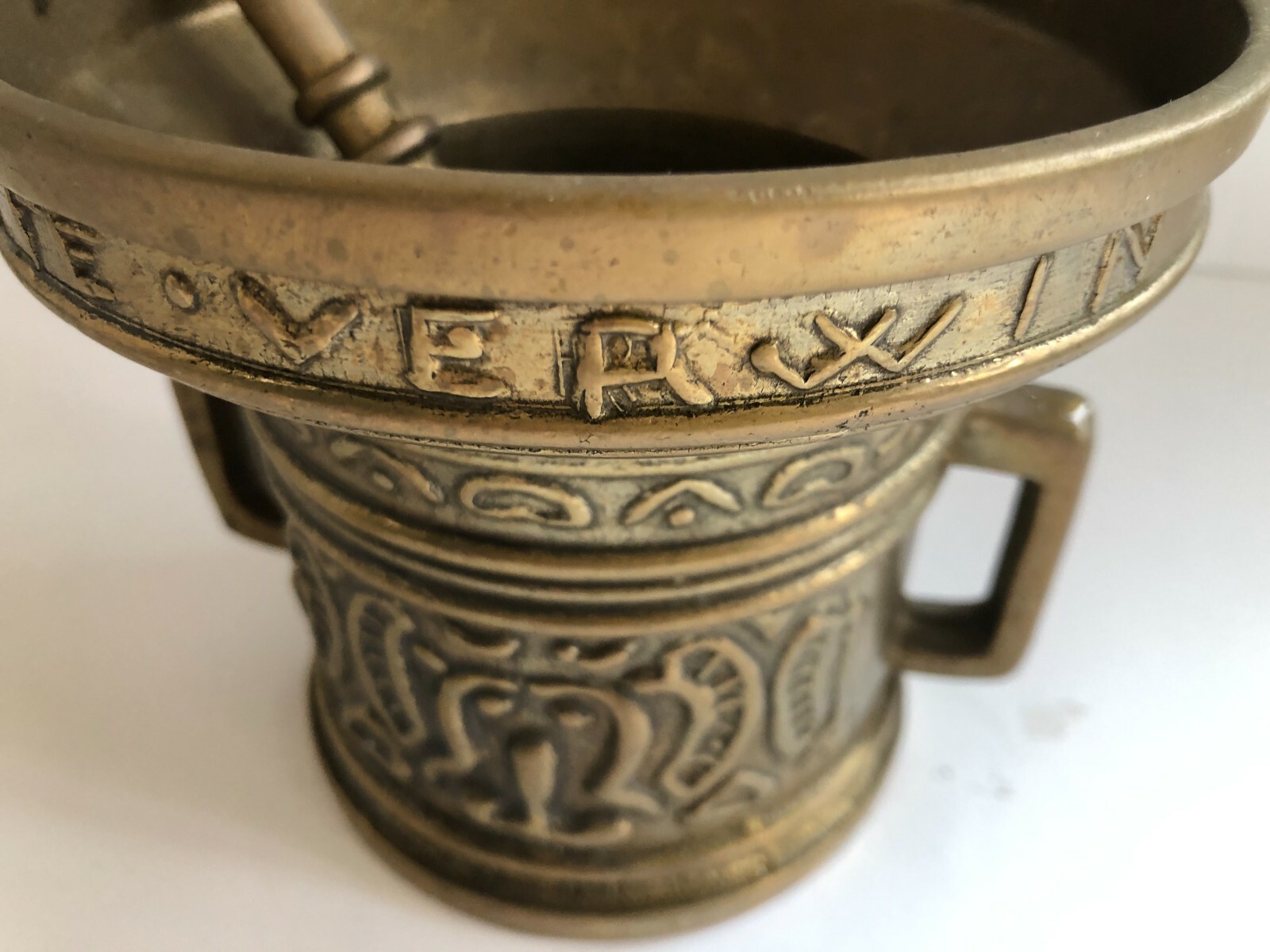 Antique Bronze Apothecary Mortar & Pestle Niette Verwin Anno 1480