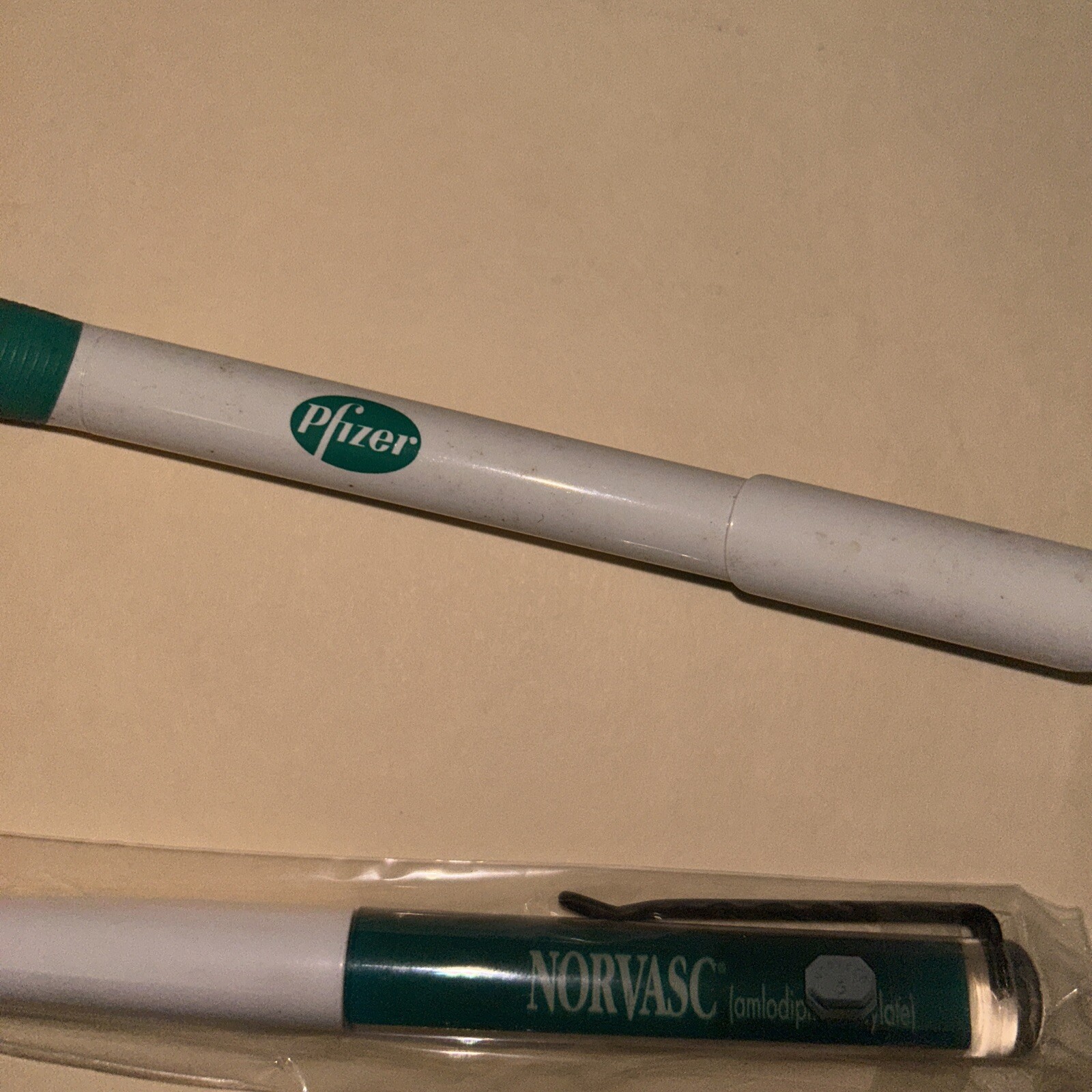 Lot Of 4 Pfizer Viagra Norvasc Celebrex PLASTIC PENS, DRUG REP Pharmaceutical