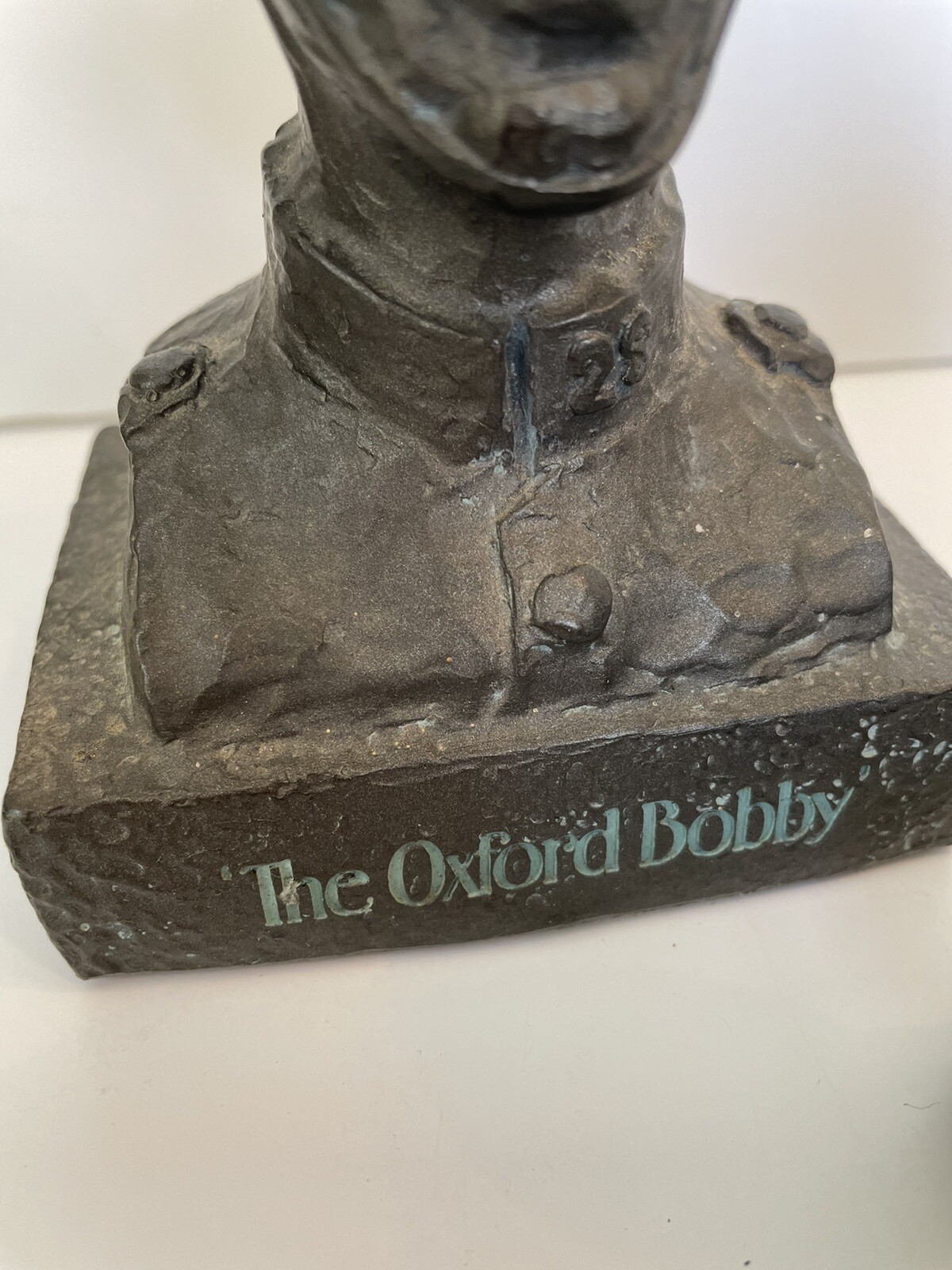 bookends. The Oxford Bobby 1977 Bristol laboratories