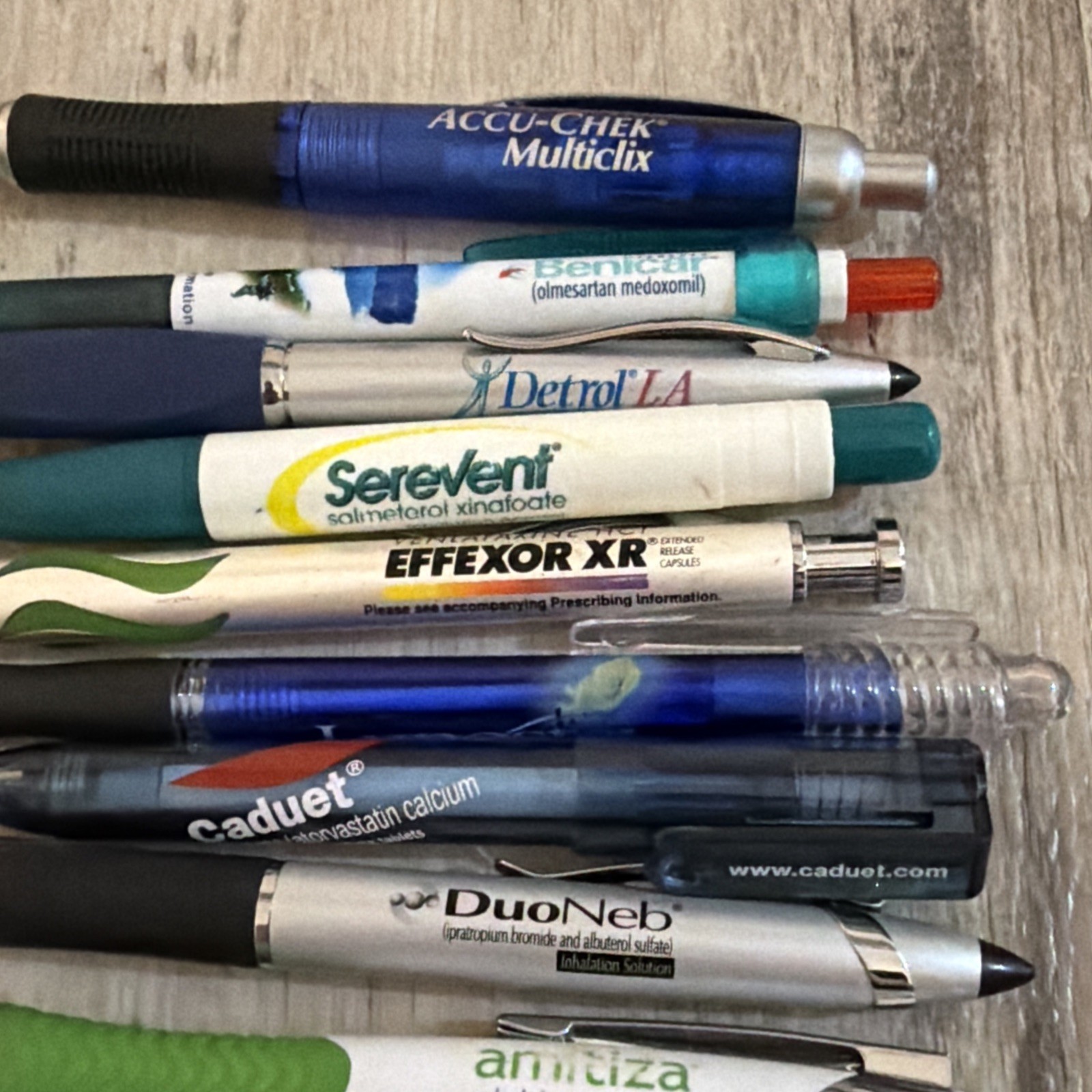 Lot of 8 Pharmaceutical Drug Rep Pens – Mixed Brands -Most Don’t Work- No Dupes