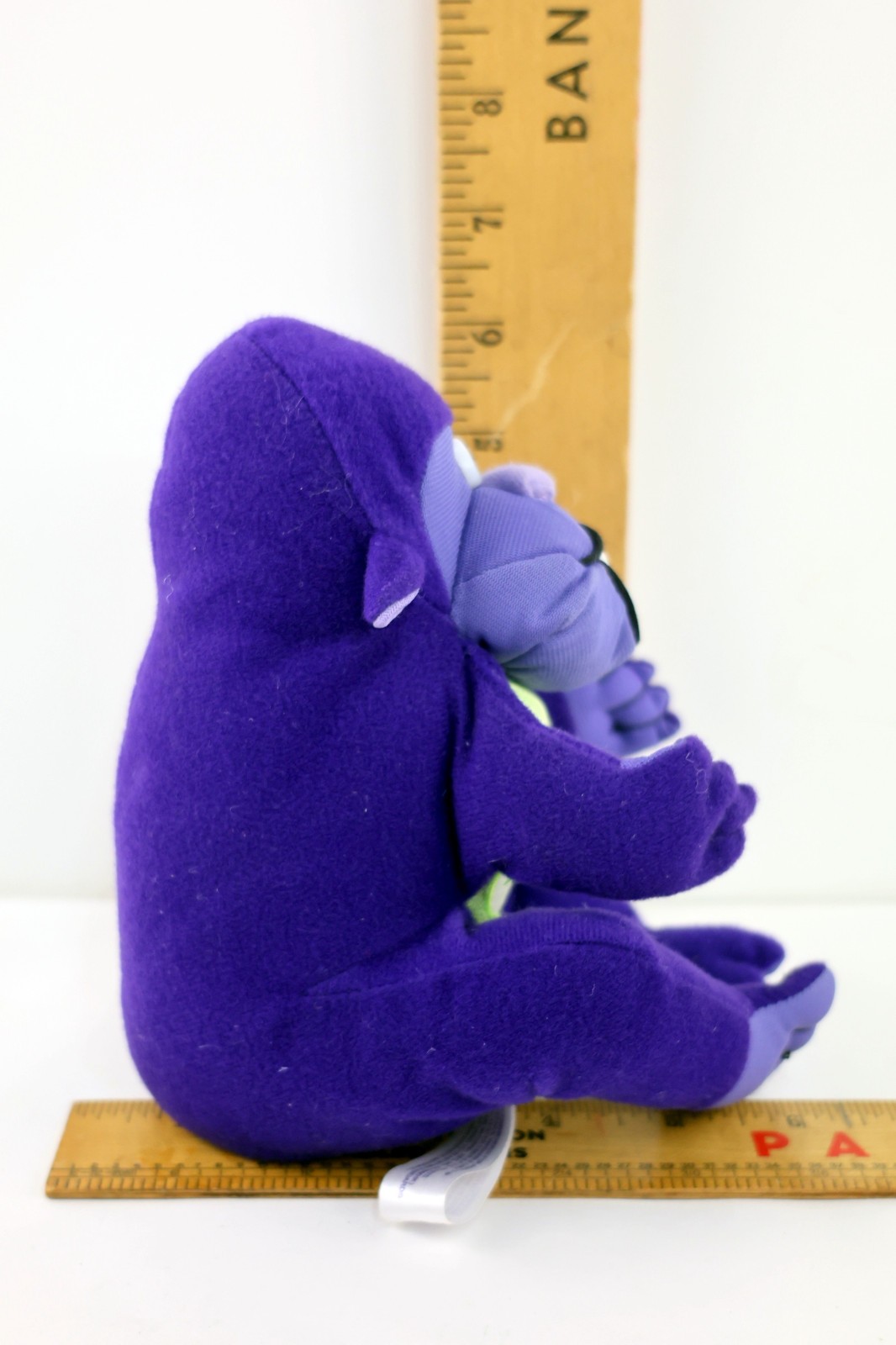 Zyrtec Purple Gorilla Plush 8.5″ Phizer Pharma Drug Rep 2000 Stuffed Animal Toy