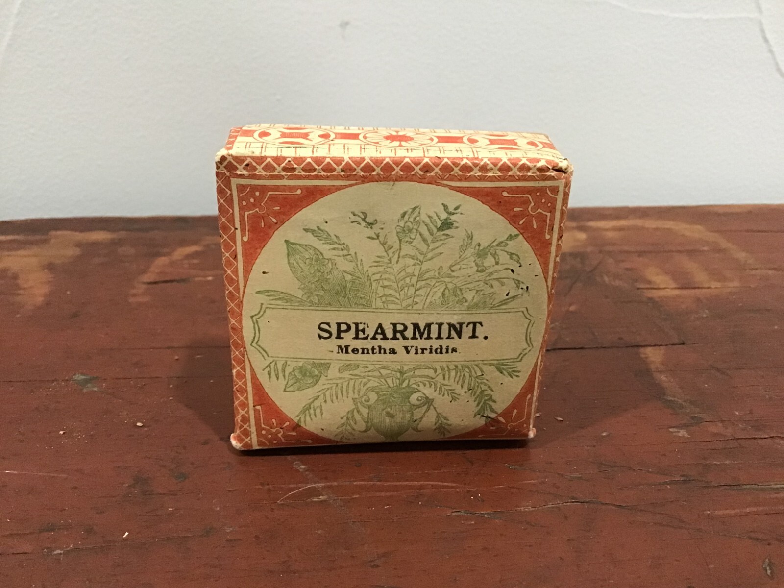 Vintage Huber & Co. Spearmint Mentha Viridis 1900s Pharmacy