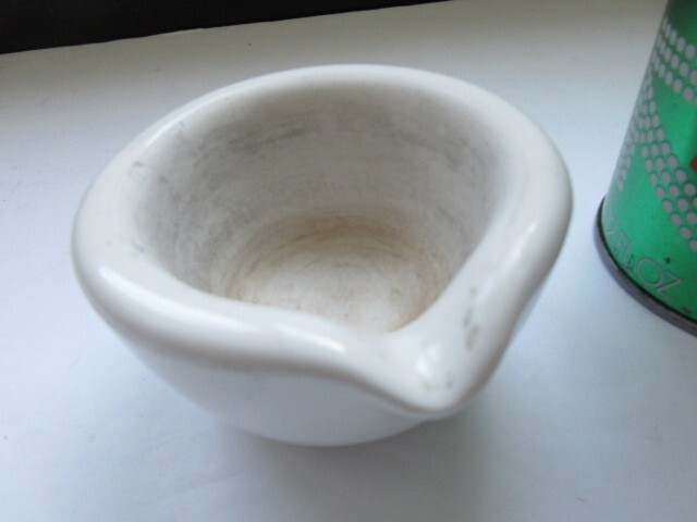 Vtg Coors USA Heavy White Porcelain Lab Mortar & Pestle Apothecary 522-00 14H