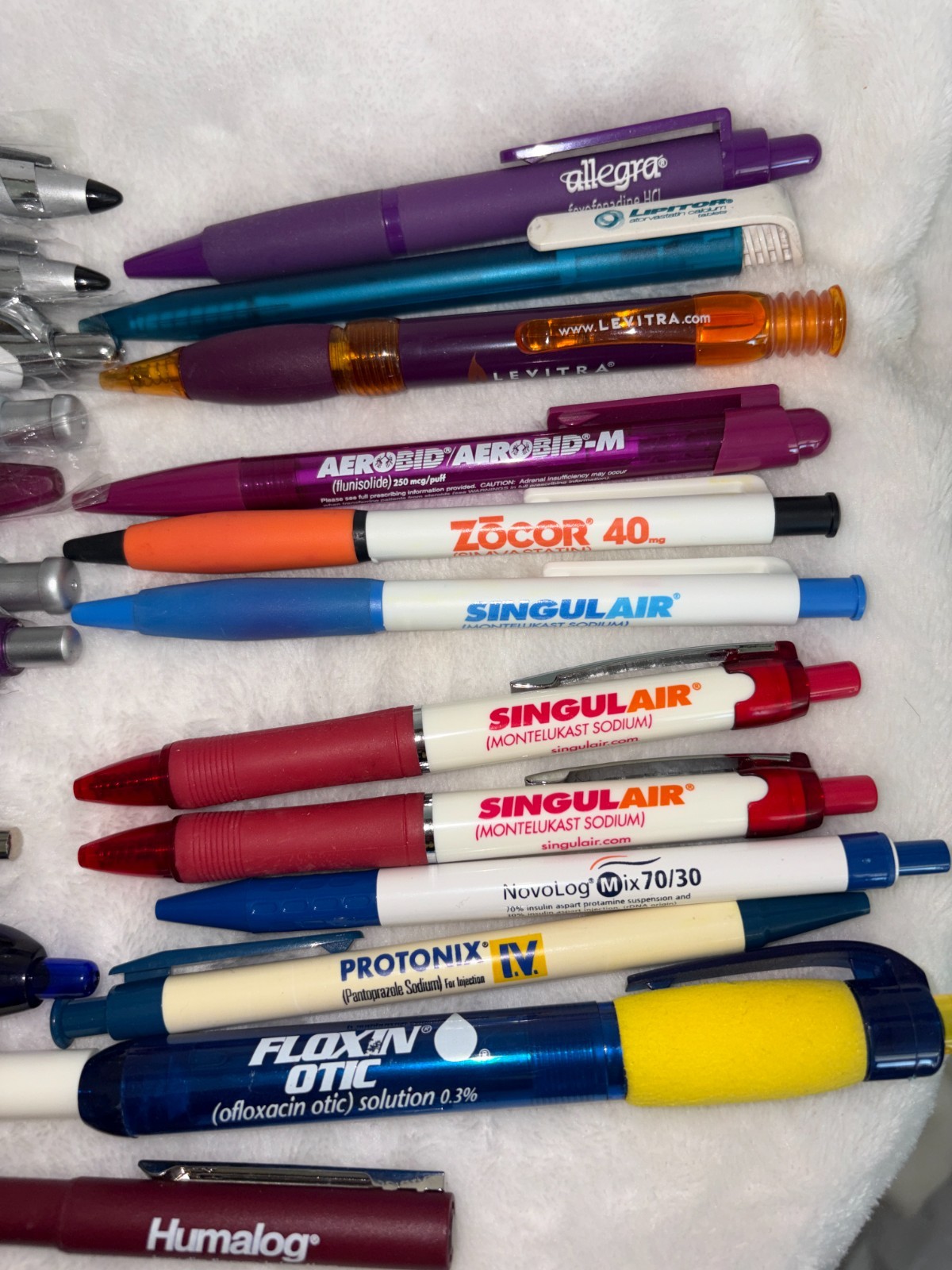 Lot of Drug Rep Items Metal & Plastic Pens & Pen Light *Non Working**READ Desc