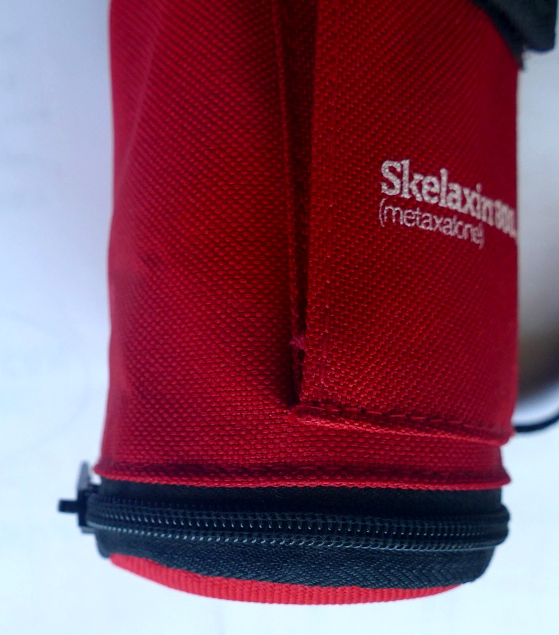 SKELAXIN Covered Water Bottle NEW PHARMA DRUG REP ADVERTISING Carry Strap SALE