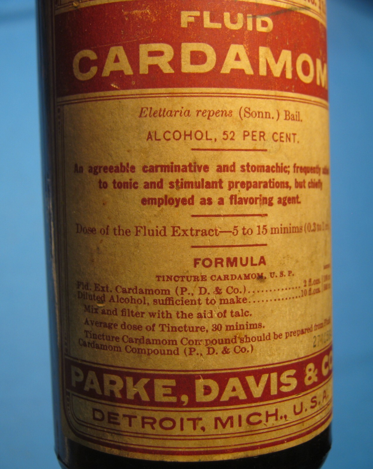 VINTAGE PARKE-DAVIS CARDAMOM BOTTLE FREE SHIPPING T