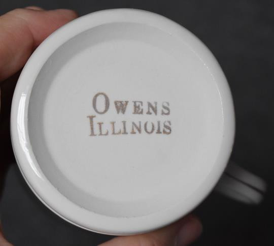 HANDSOME VINTAGE OWENS ILLINOIS PHARMACEUTICAL PHARMACIST PHARMACY MOTIF MUG #1