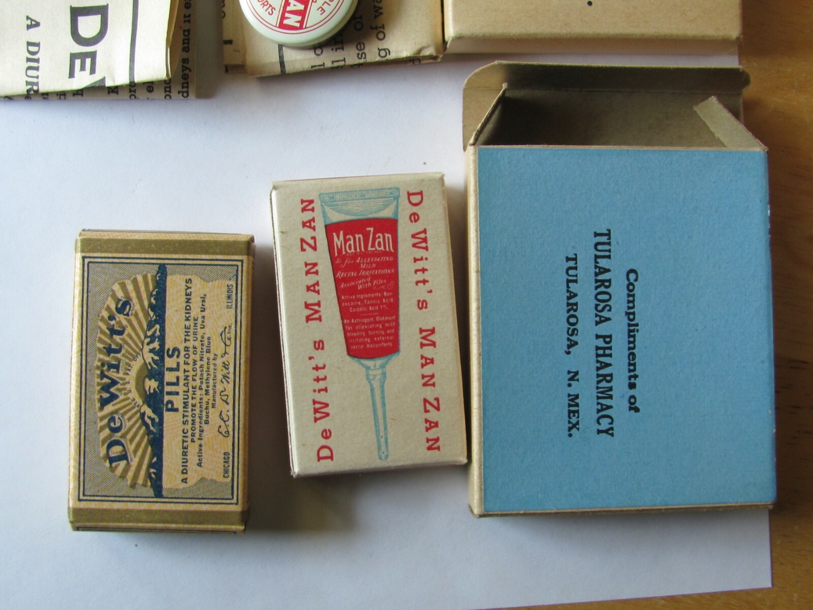 1950 2 SAMPLE BOX TULAROSA PHARMACY NEW MEXICO , E.C. DEWITTCO CHICAGO MAN-ZAN