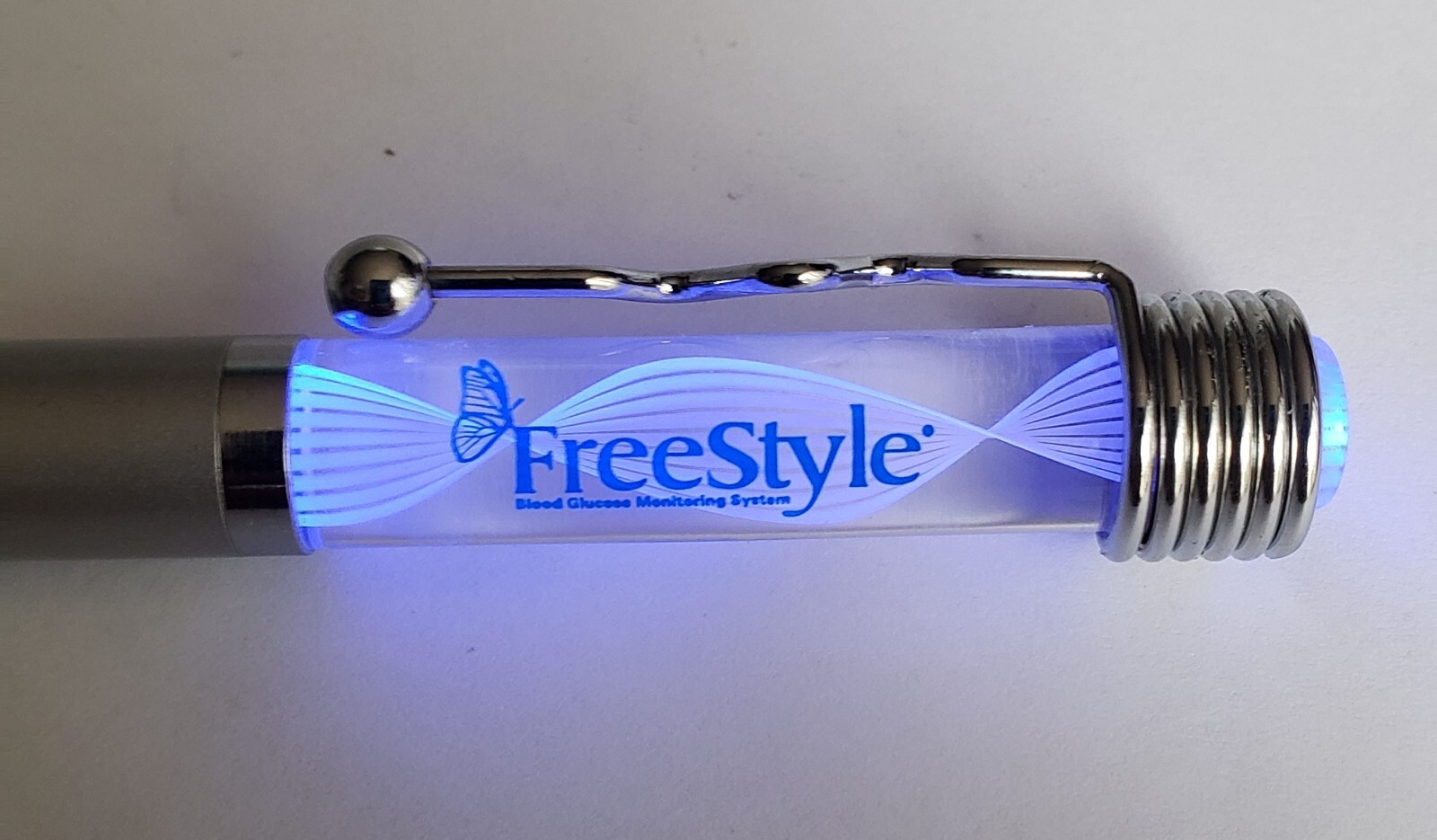 “FreeStyle” Advertisement Light Up Ballpoint Pen Box Extr Batteries Manual P46A