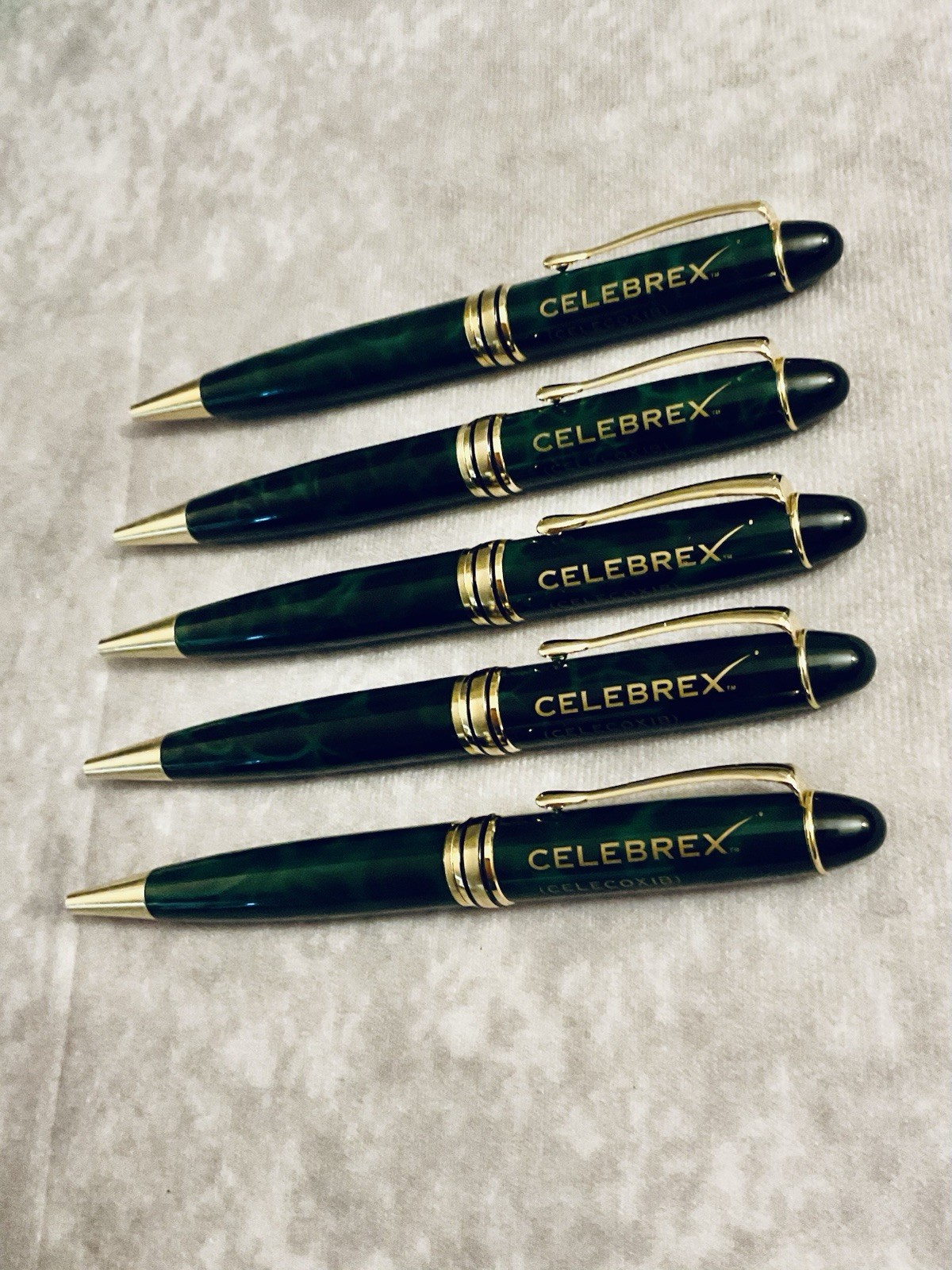 CELEBREX PHARMACEUTICAL REP PEN MARBLED DARK GREEN GOLD TONE LOT OF 5 TAIWAN
