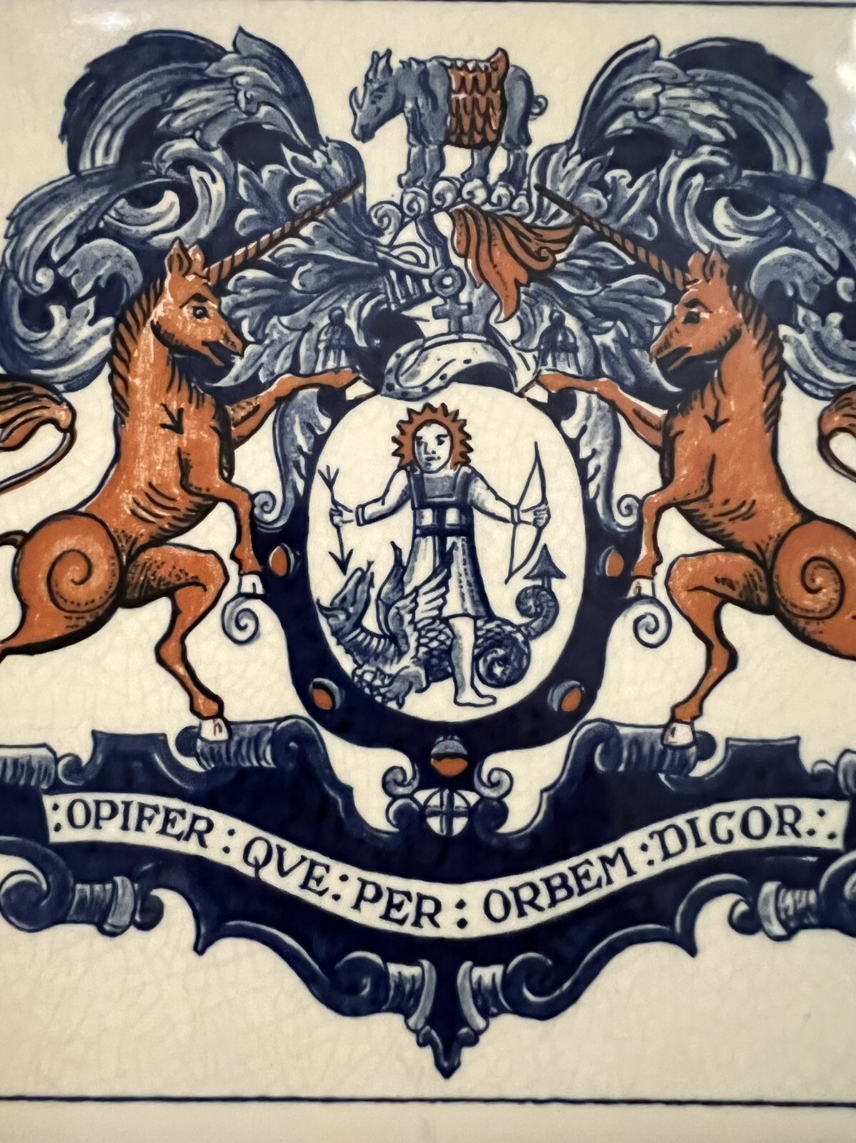 1982 BLUE DELFT HOLLAND APOTHECARY SHIELD PILL TILE BURROUGHS WELLCOME CO B-716