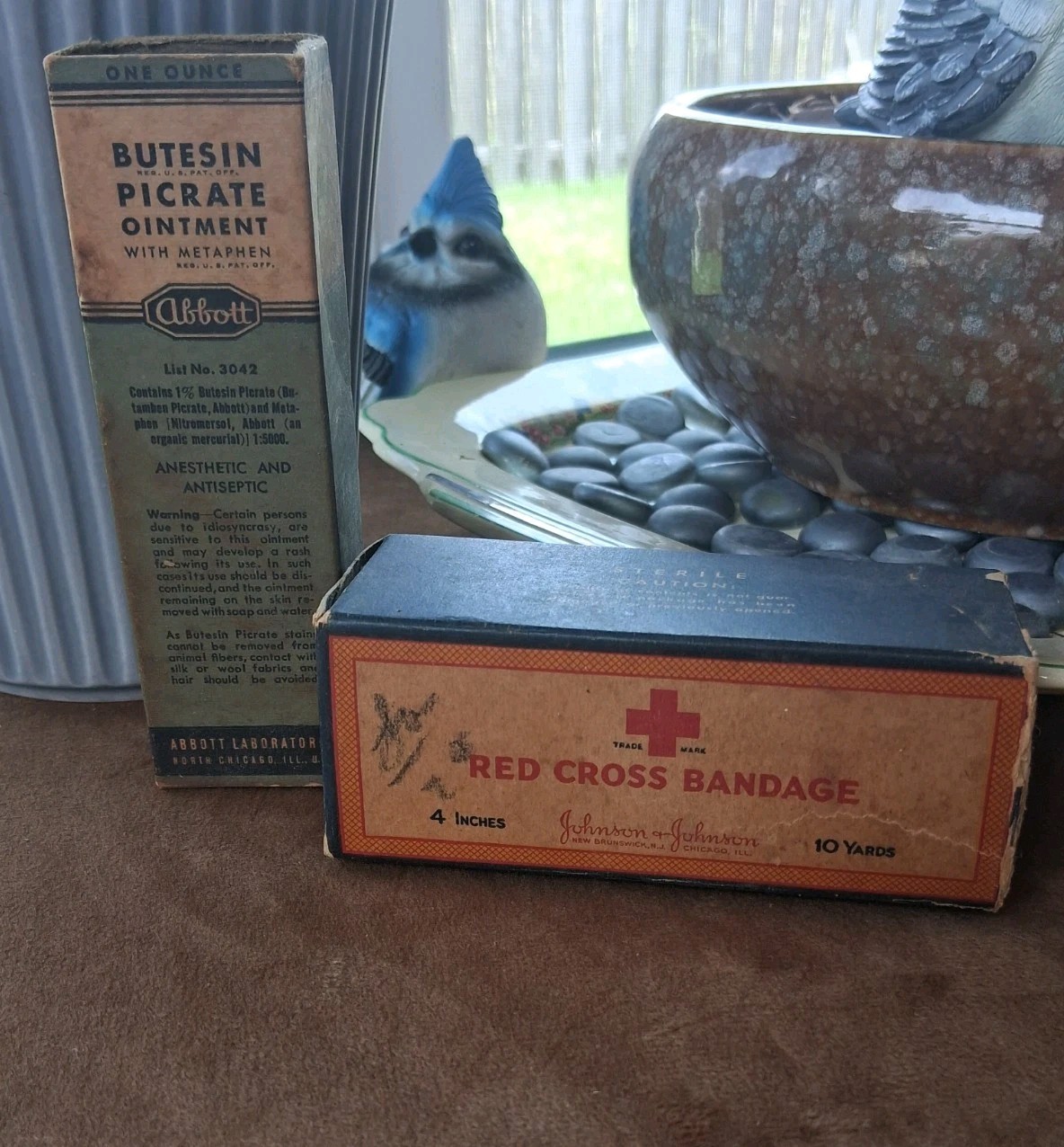 Vintage Antique Medical Apothecary Box Lot Abbott Ointment J&J Red Cross