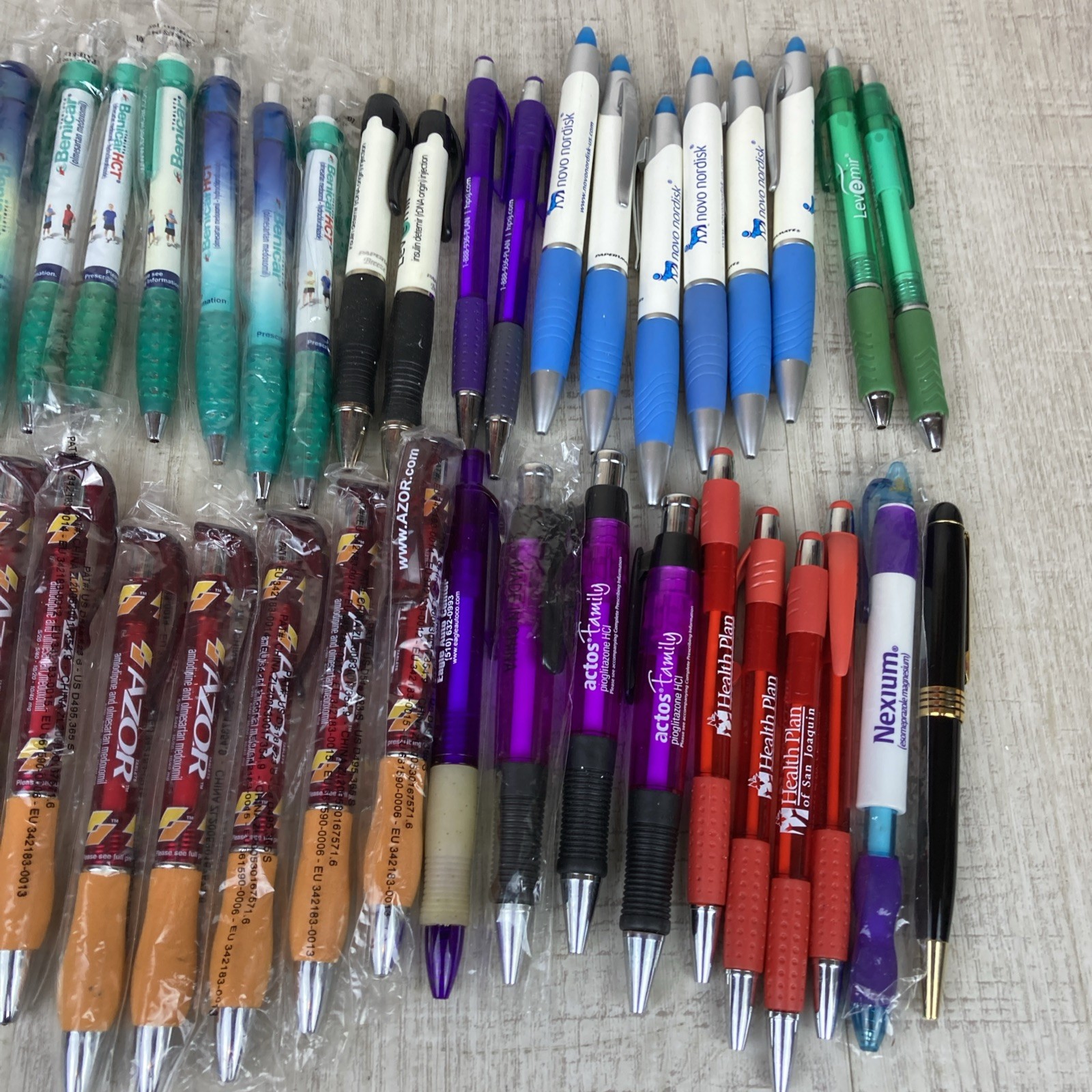Lot of 52 Metal and Plastic Pharmaceutical Drug Rep Pens Medical Collectibles