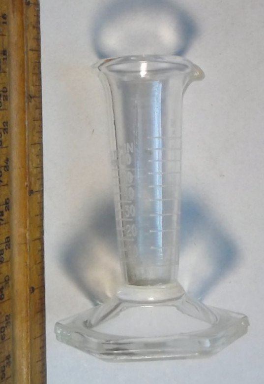 Vintage 5ml-60 minim’s Glass Footed Apothecary Measuring Conical Graduated Spout
