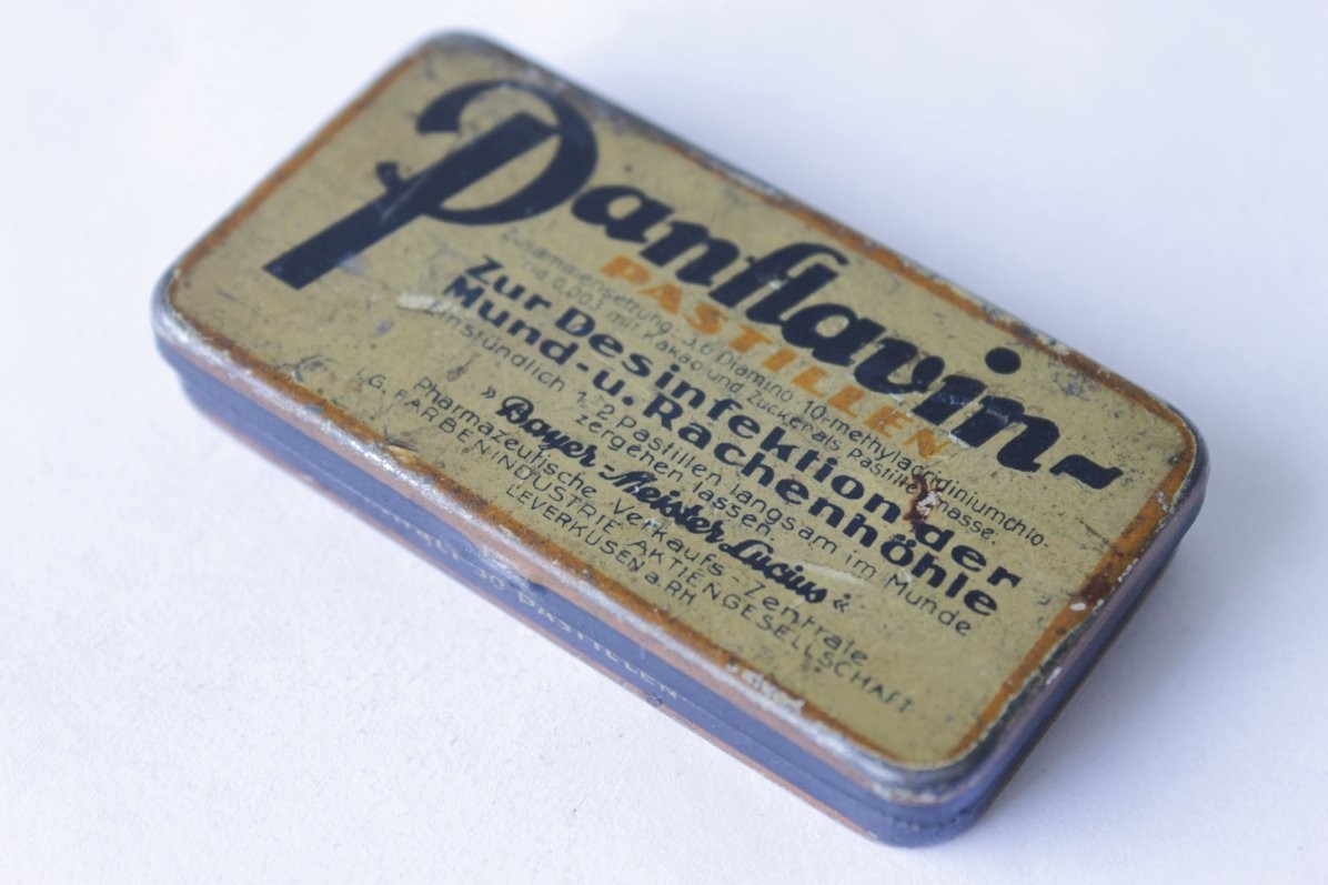 Antique German PANFLAVIN PASTILLEN BAEYR Medical Empty Tin Box 1930’s