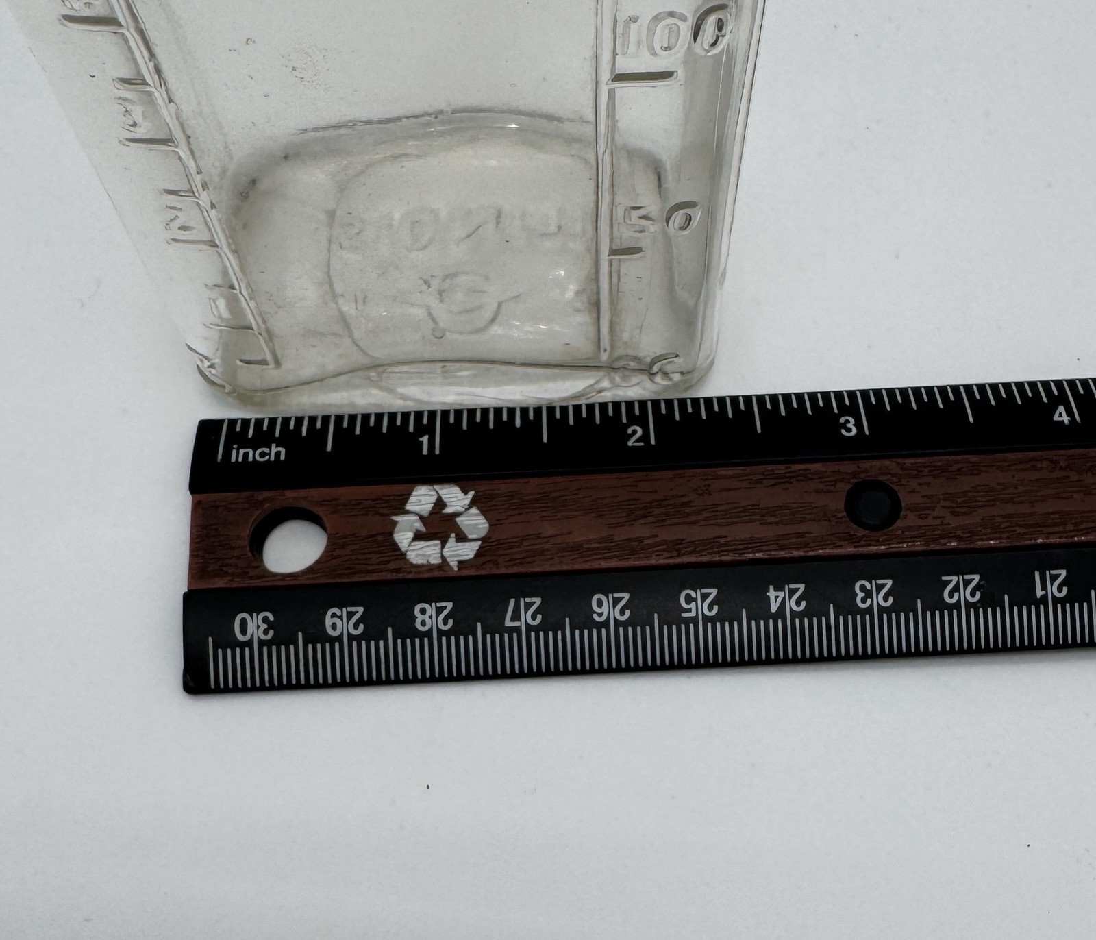Vintage Illinois glass pharmacy 8 oz. medicine prescription Bottle with Lid
