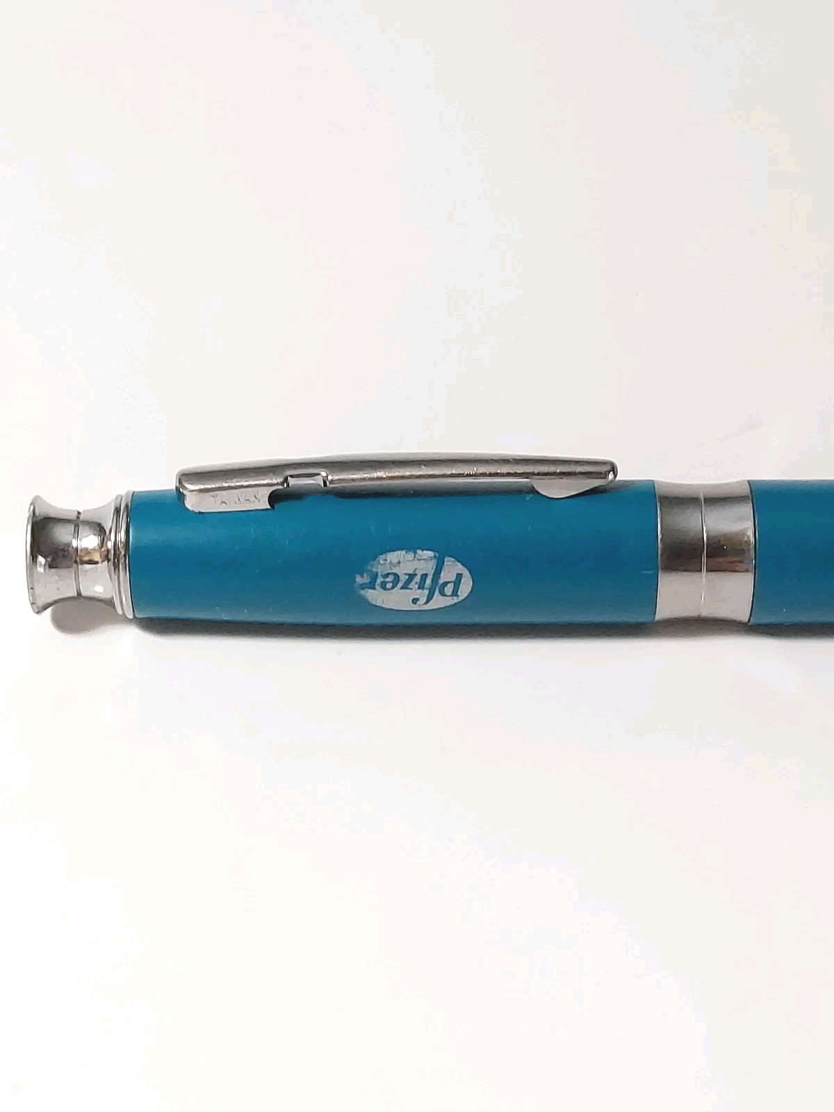 Vintage Pfizer Lipitor Pharmaceutical Ballpoint Pen Blue Metal Drug Rep