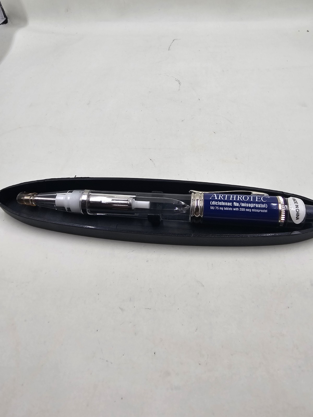 Vintage Ball Point Pen w Black Case