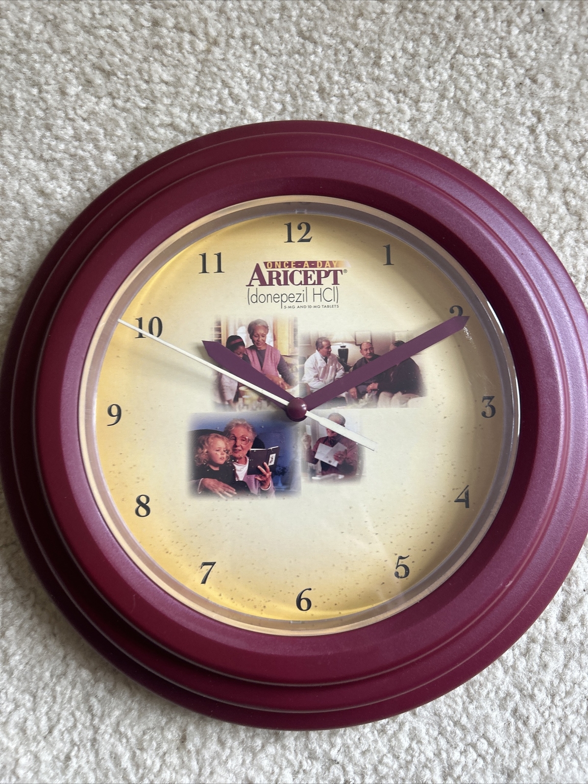 Vintage 2000’s Aricept Pharmaceutical Advertising Wall Clock Pfizer. Drug Rep