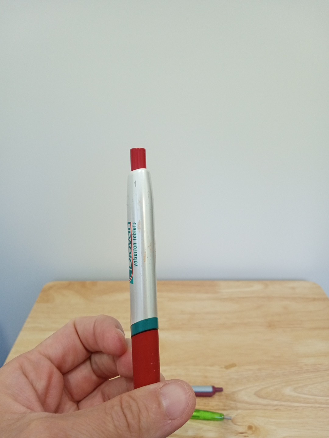 Lot (4) Pharmaceutical / Drug Rep Pens – Lincare, Avandia, Bextra, Diovan