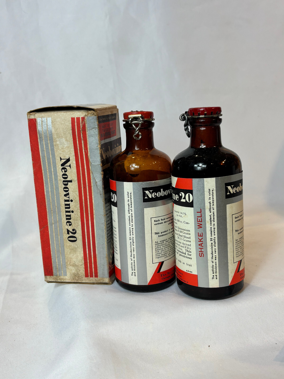 Vtg Neobovinine 20 Liver Concentrate Preparation Bottles With a Box