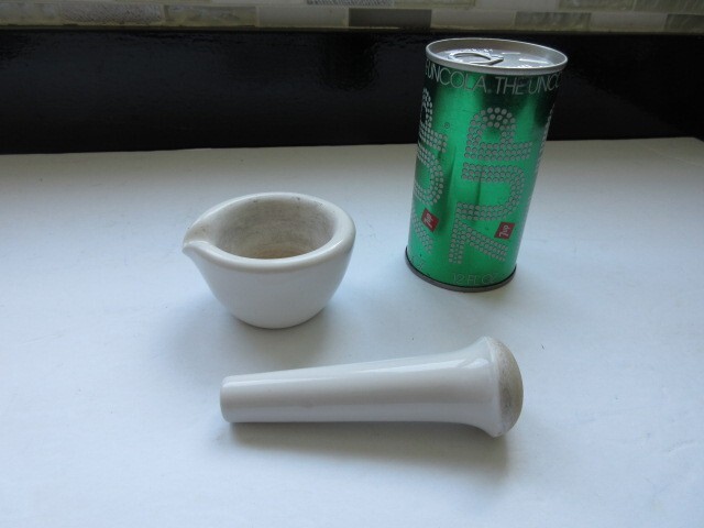 Vtg Coors USA Heavy White Porcelain Lab Mortar & Pestle Apothecary 522-00 14H