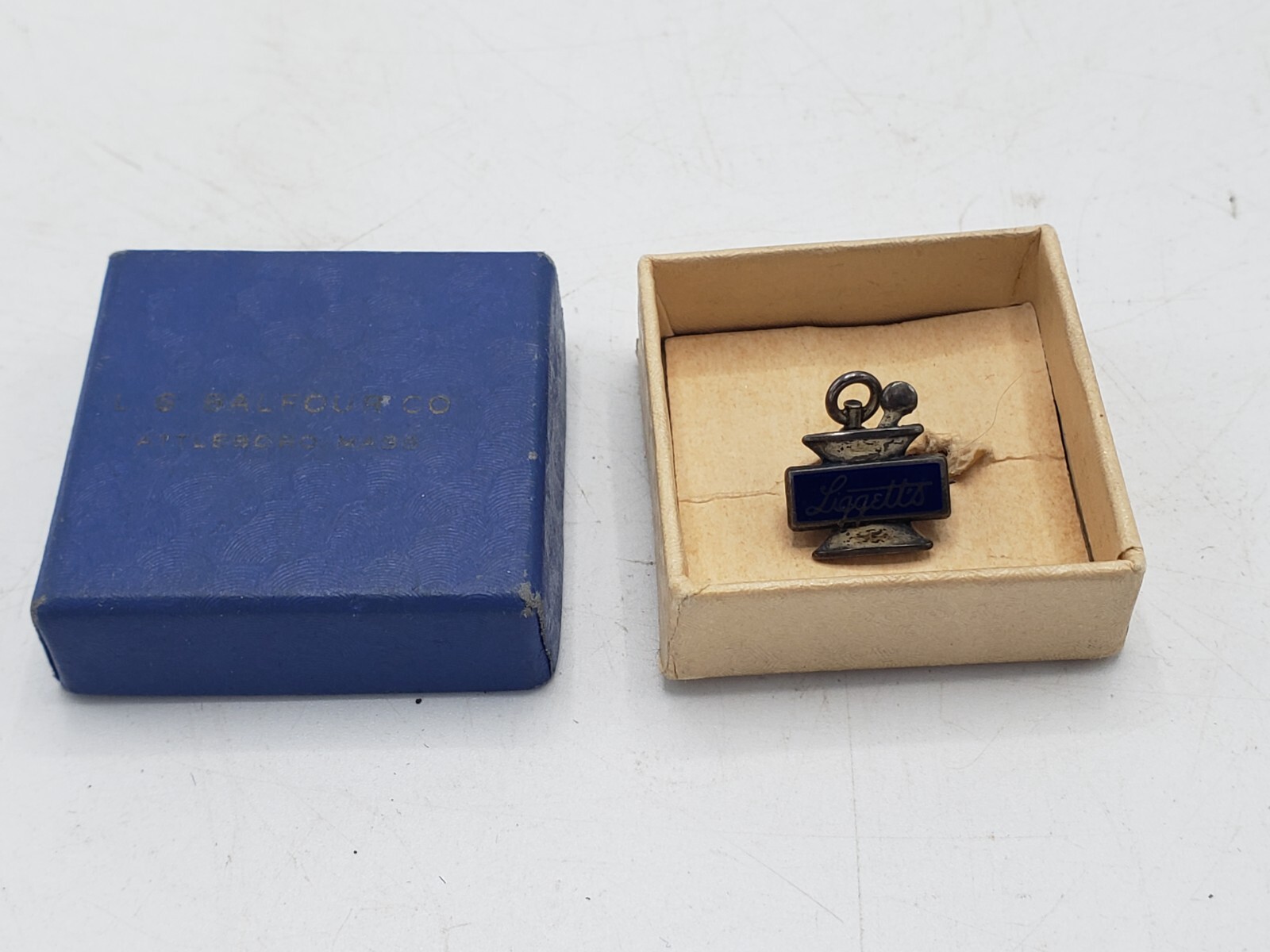 Liggett’s Pharmacy 10 Year Service Pin Sterling Silver Mortar & Pestle W/ Box