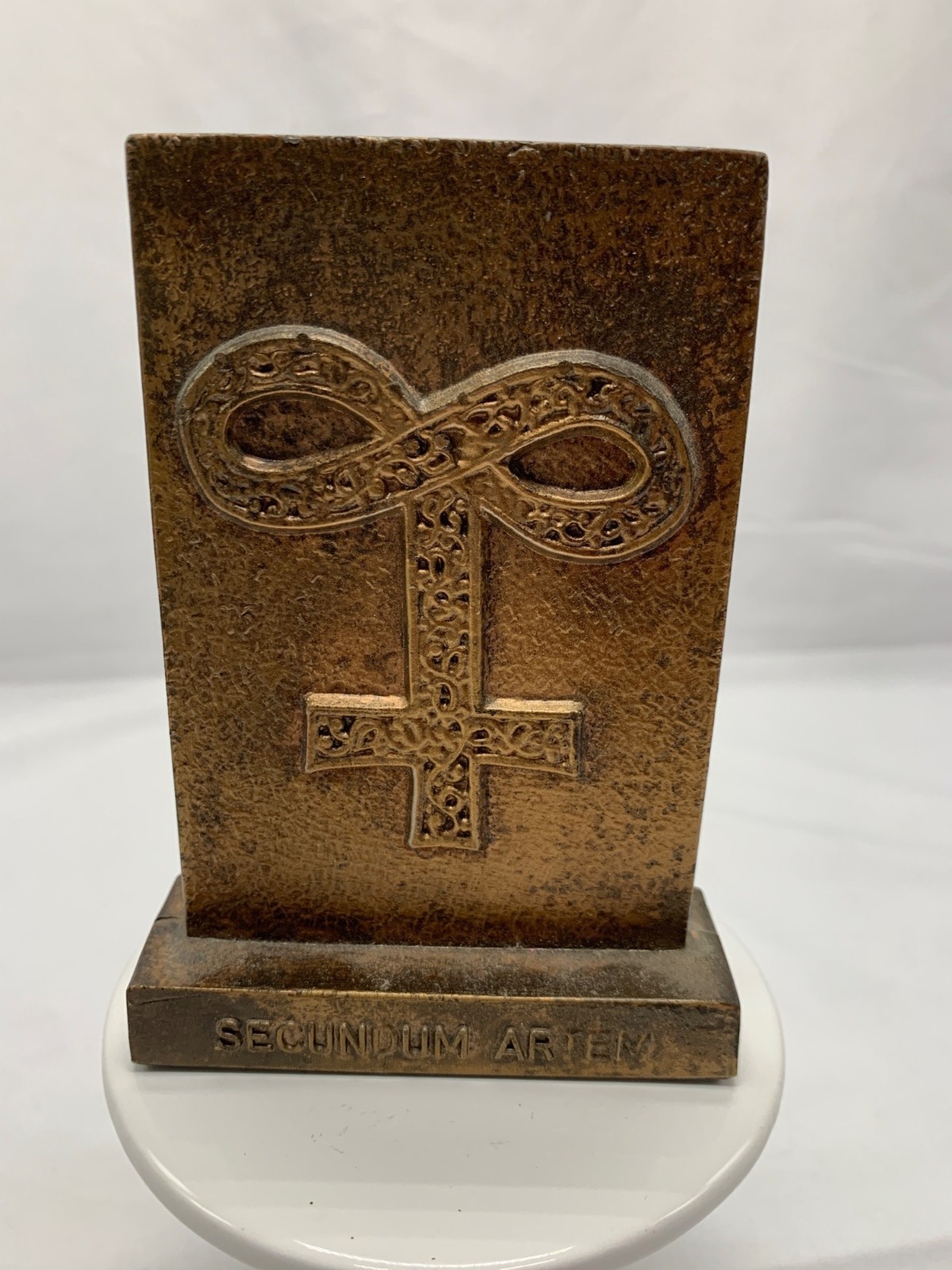 Vintage 1979 Secundum Artem Metal Plaque Paperweight Cross Design & Infinity