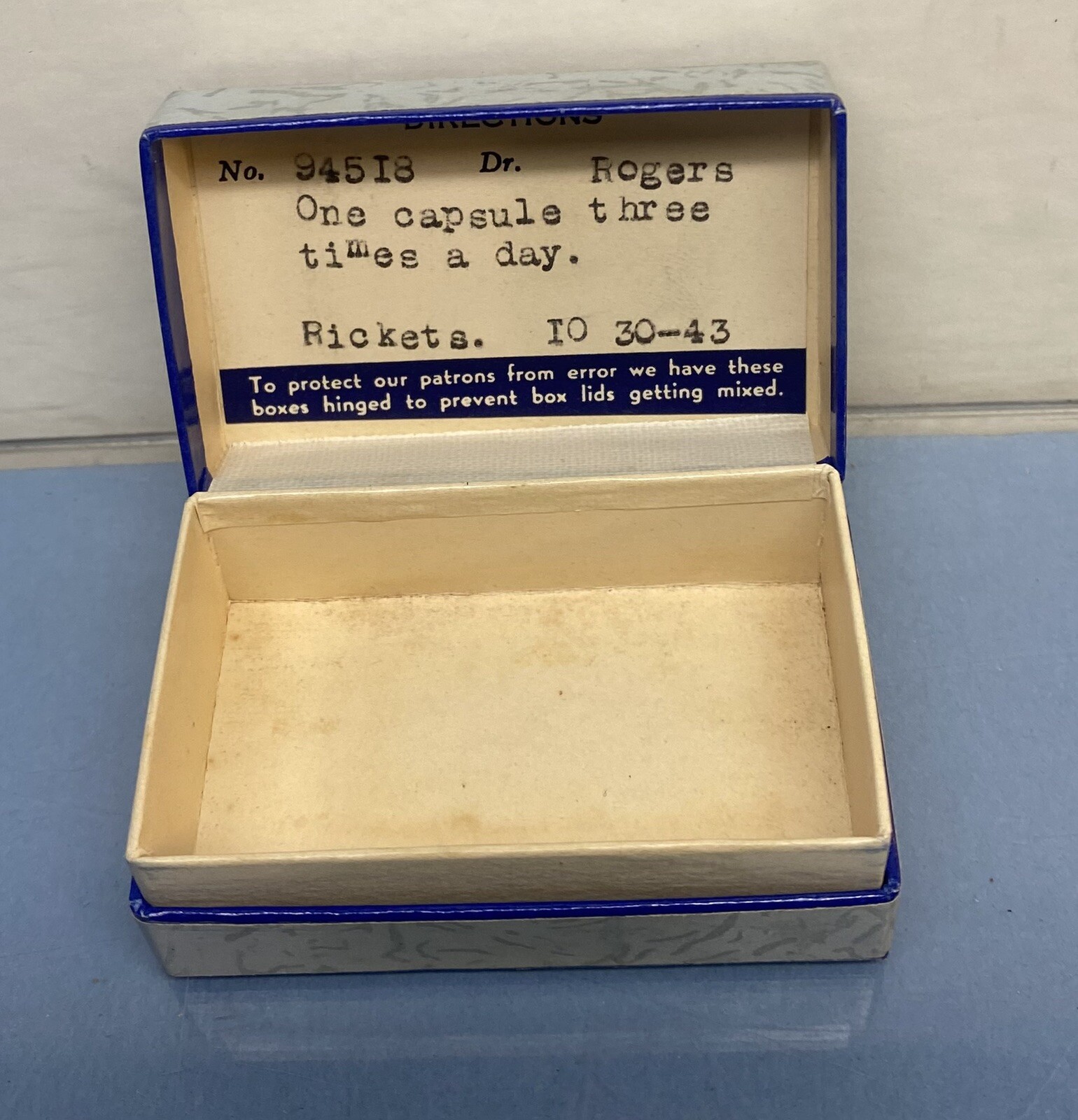 Vintage Prescription medicine Pill Cardboard Box Canton Drug Co Oklahoma rickets