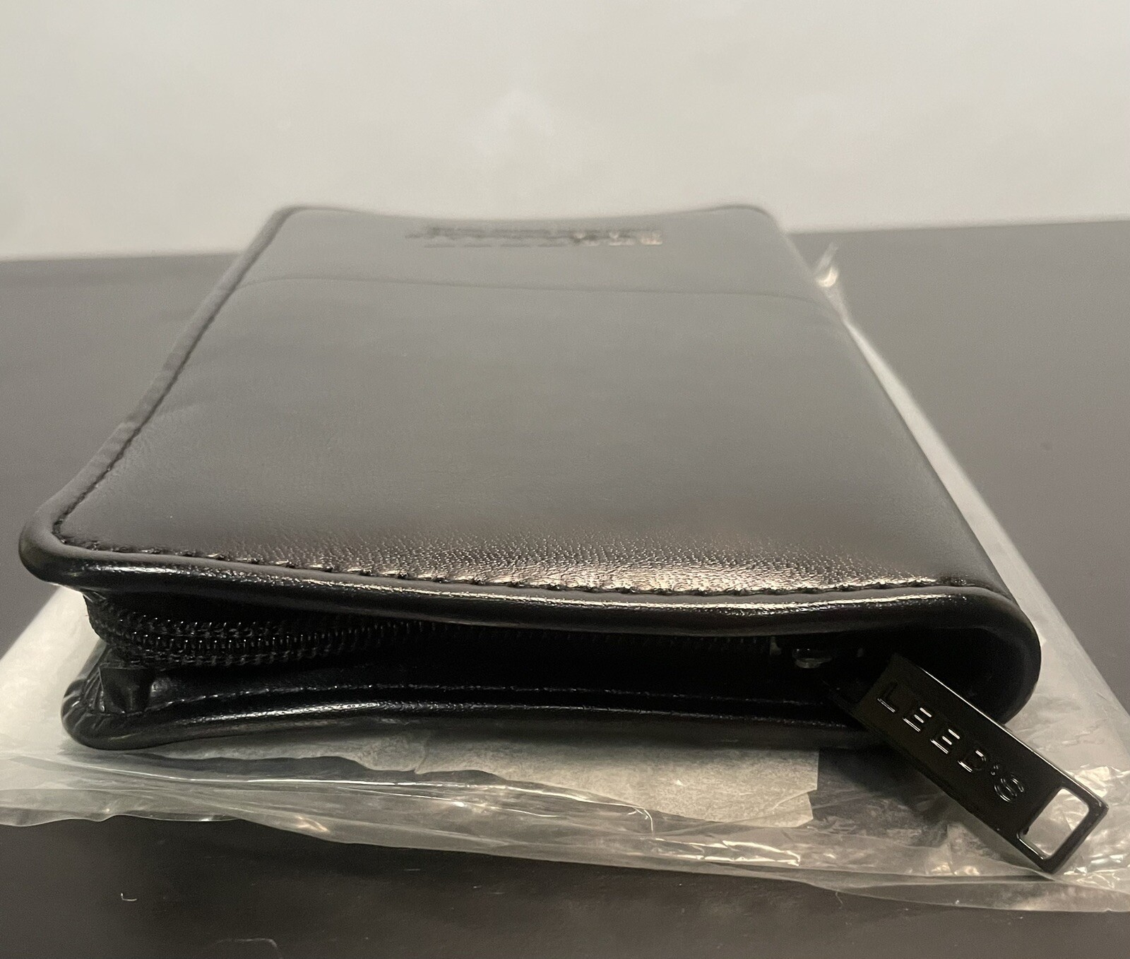 New Pharmaceutical Collectible Zip Around Memo Pad Fosamax