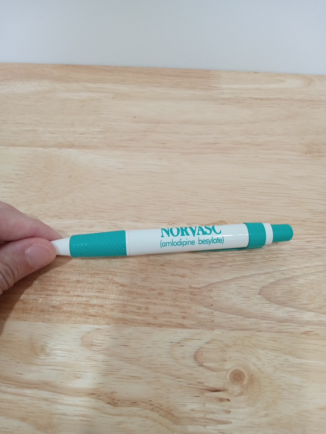 NORVASC Medical Drug Rep Pharmaceutical Pen Collectible Advertising