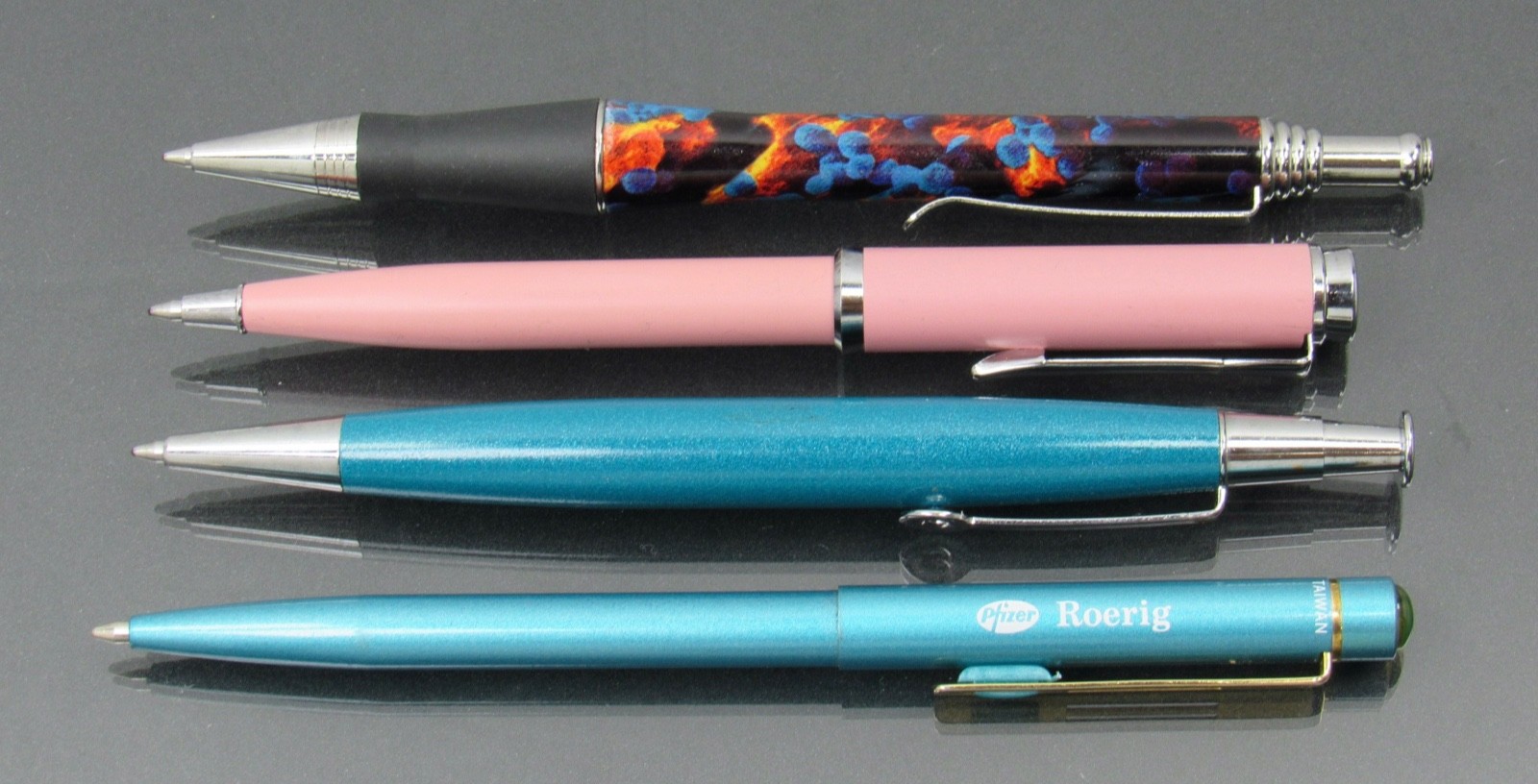 Diflucan Metal PENS Lot Drug Rep Pharmaceutical Promo Fungus Design Pink & Teal
