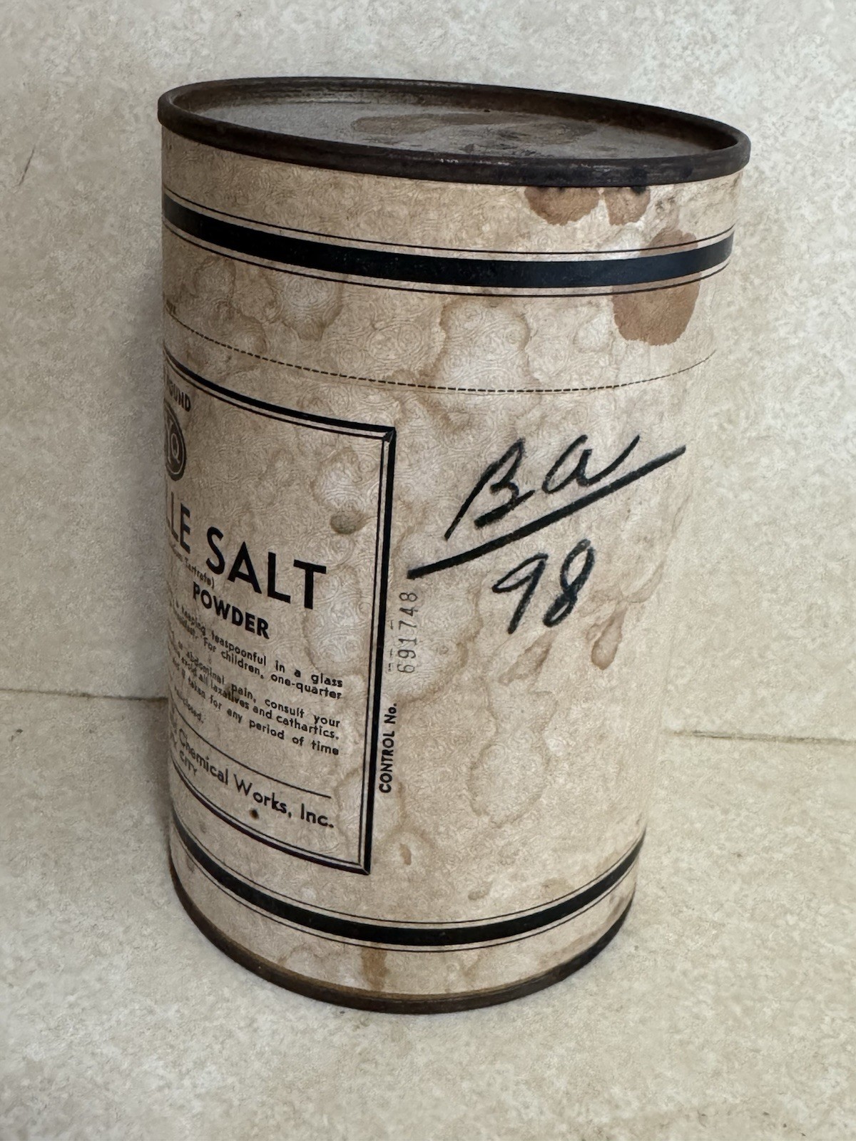 Vintage NYQ Rochelle Salt 1Lb Canister 1940s WWII Era Apothecary Chemist Display