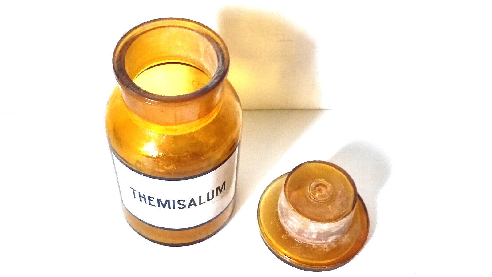 THEMISALUM, Vintage Glass Apothecary Pharmacy Amber Jar, 100 ml, Cap
