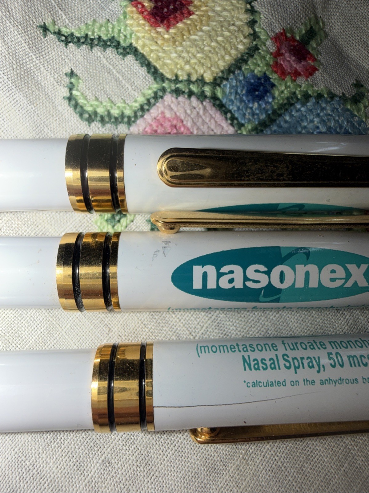 Nasonex Pharmaceutical Drug Rep White Gold Metal Pens Set Of 3