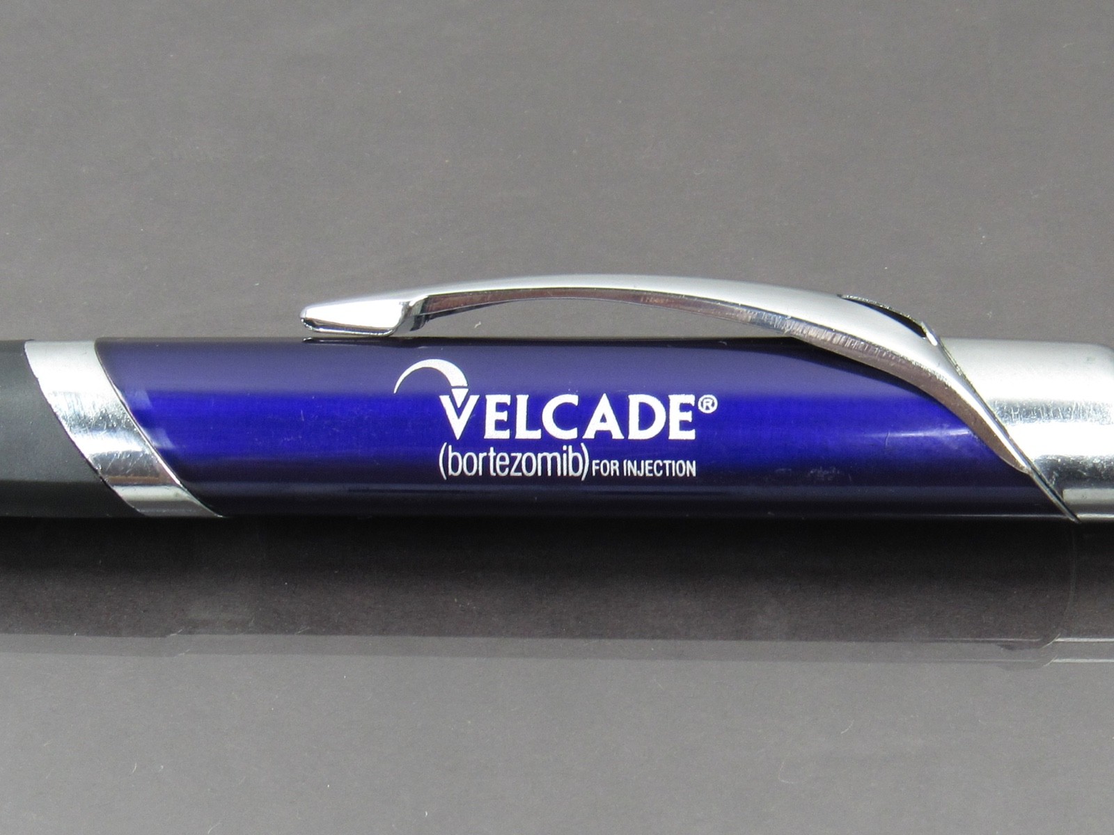 Triangular Beauty Velcade PEN Drug Rep Pharmaceutical Promo Medical Advertising