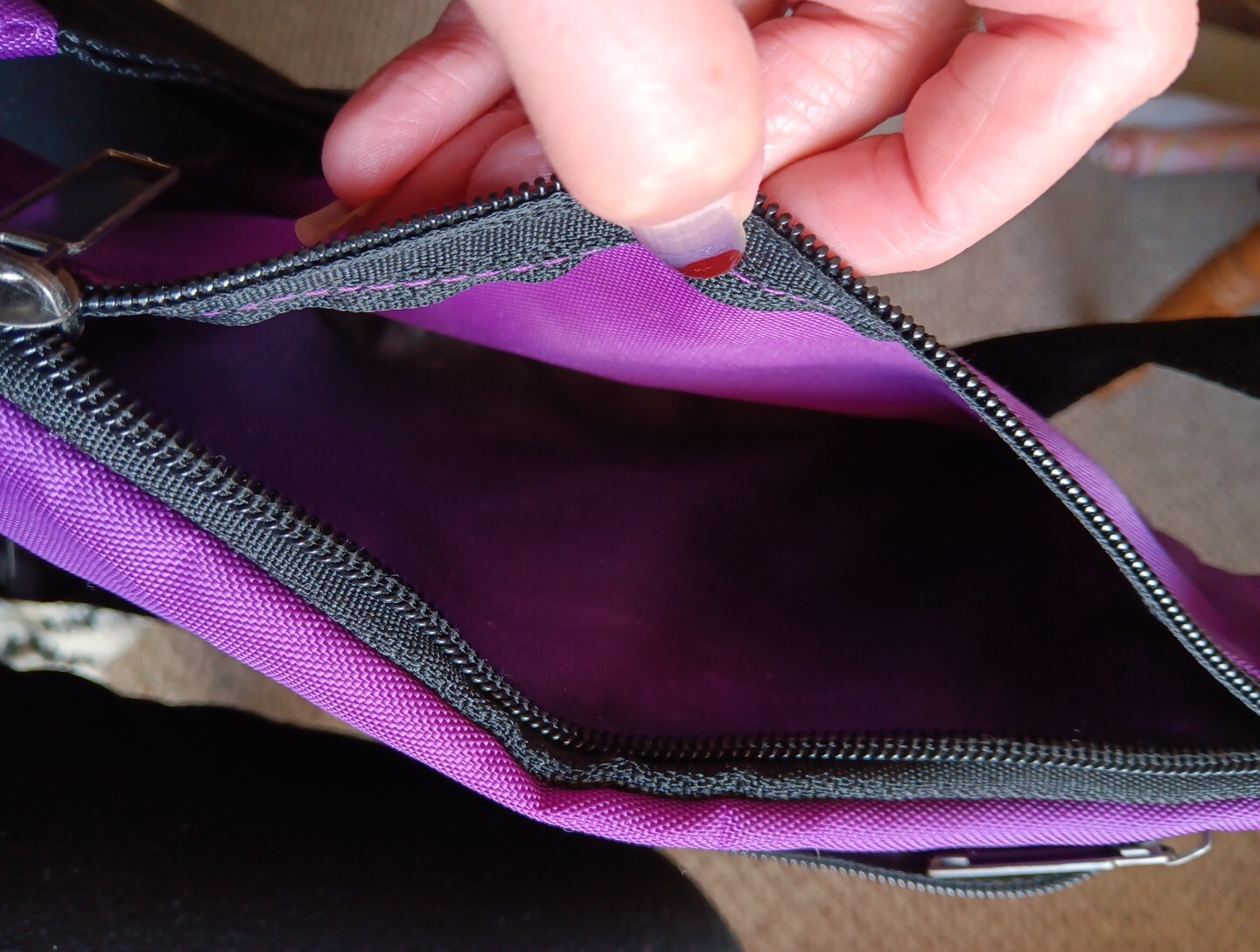 FOSRENOL Pharmaceutical Drug Rep. Advertising Purple Fanny pack 3 zip pockets