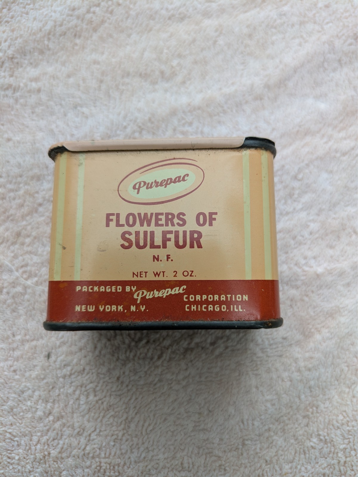 Vintage purepac 2oz full Flowers Of Sulfur Vintage Medicine Paper Label Over Tin